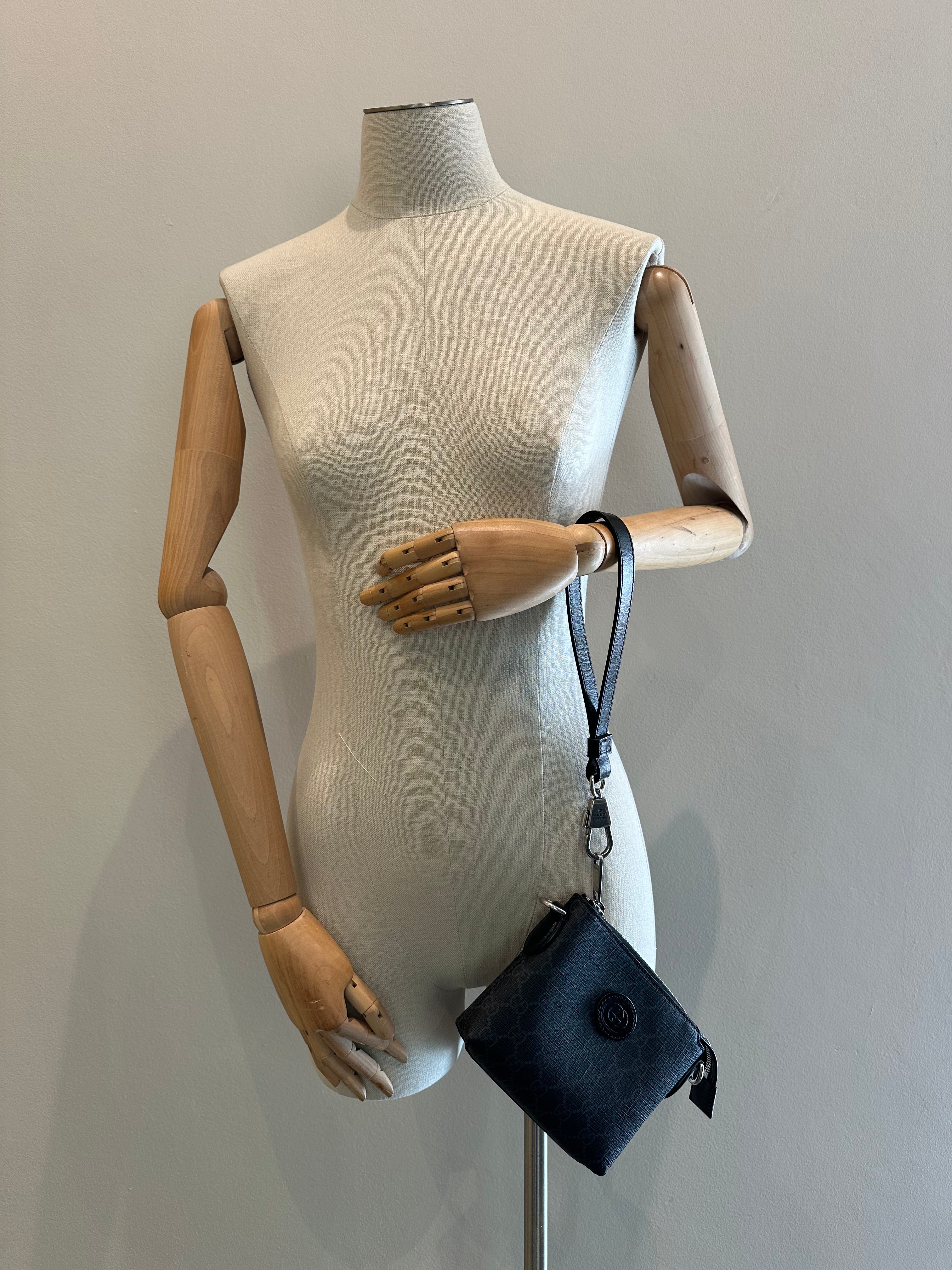 Gucci Supreme Shoulder Bag