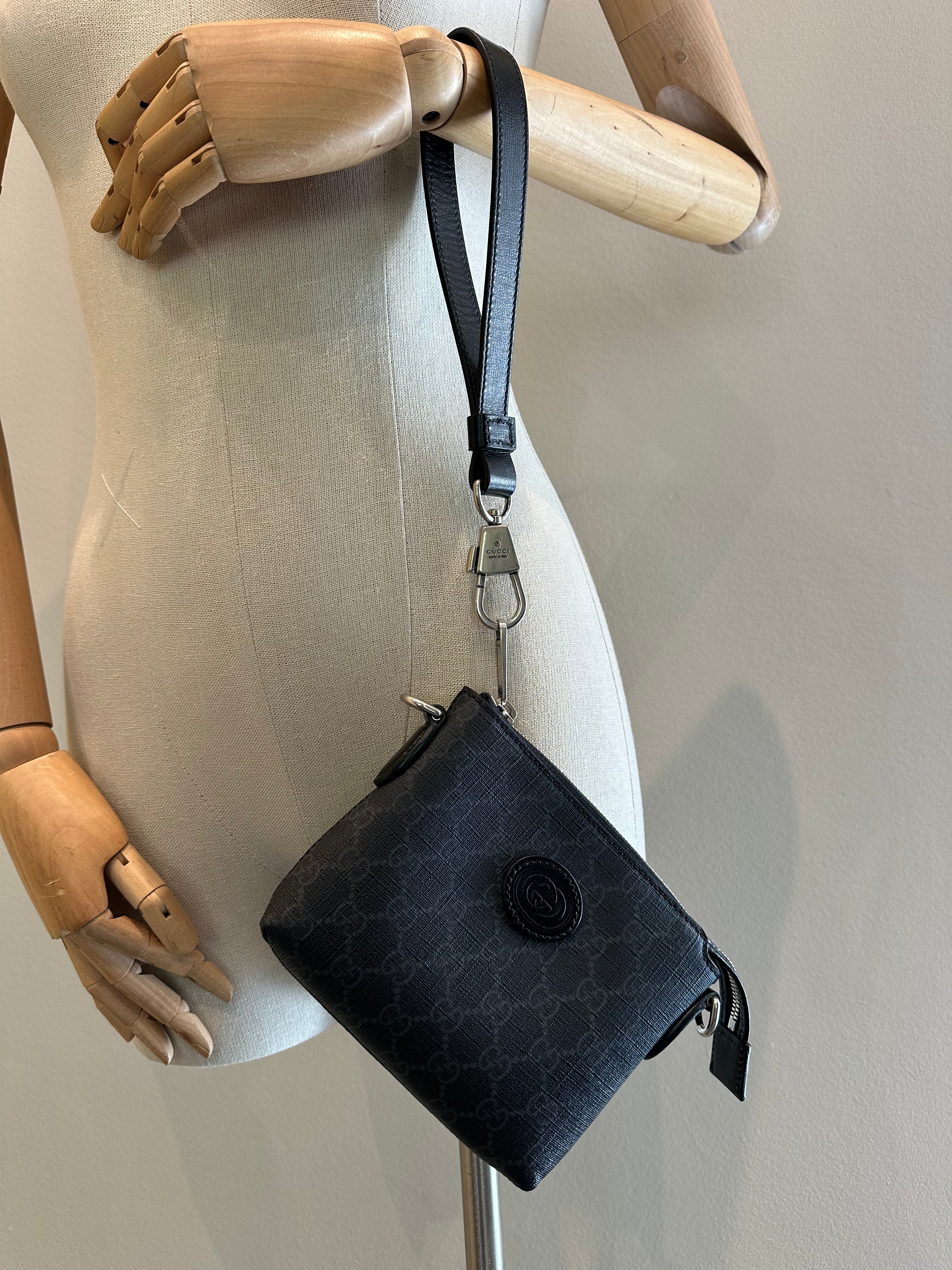 Gucci Supreme Shoulder Bag