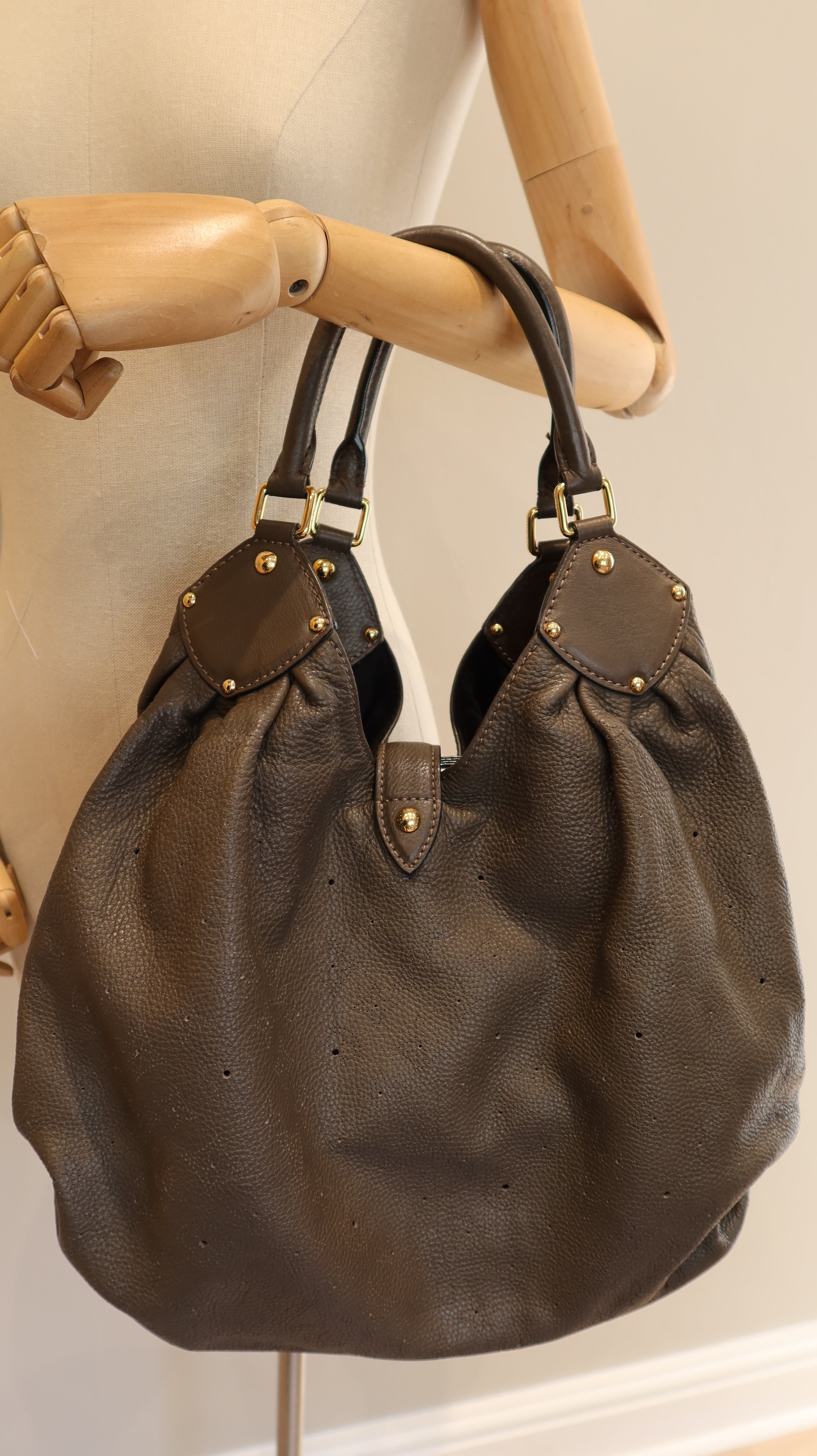Louis Vuitton Mahina L Bag