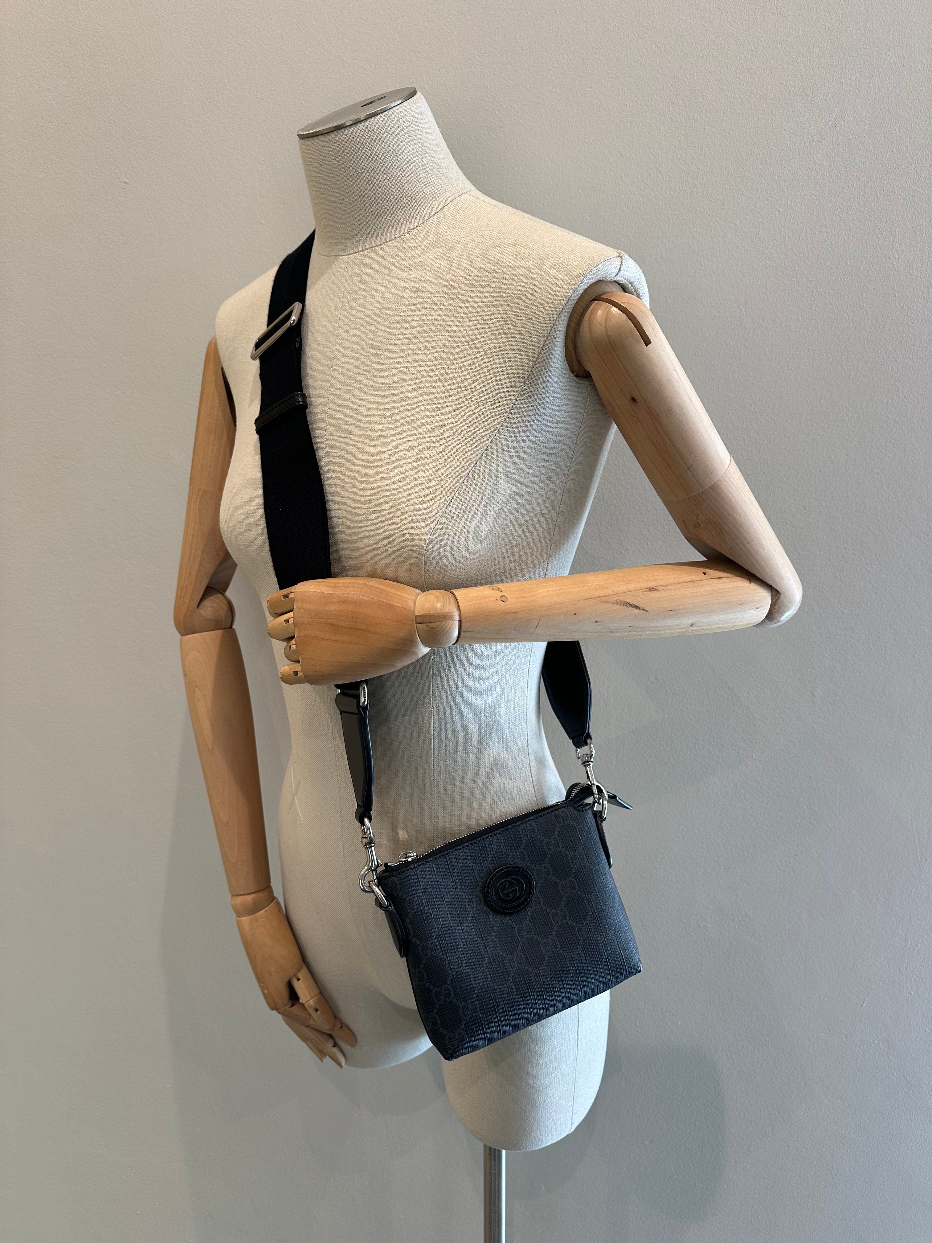 Gucci Supreme Shoulder Bag