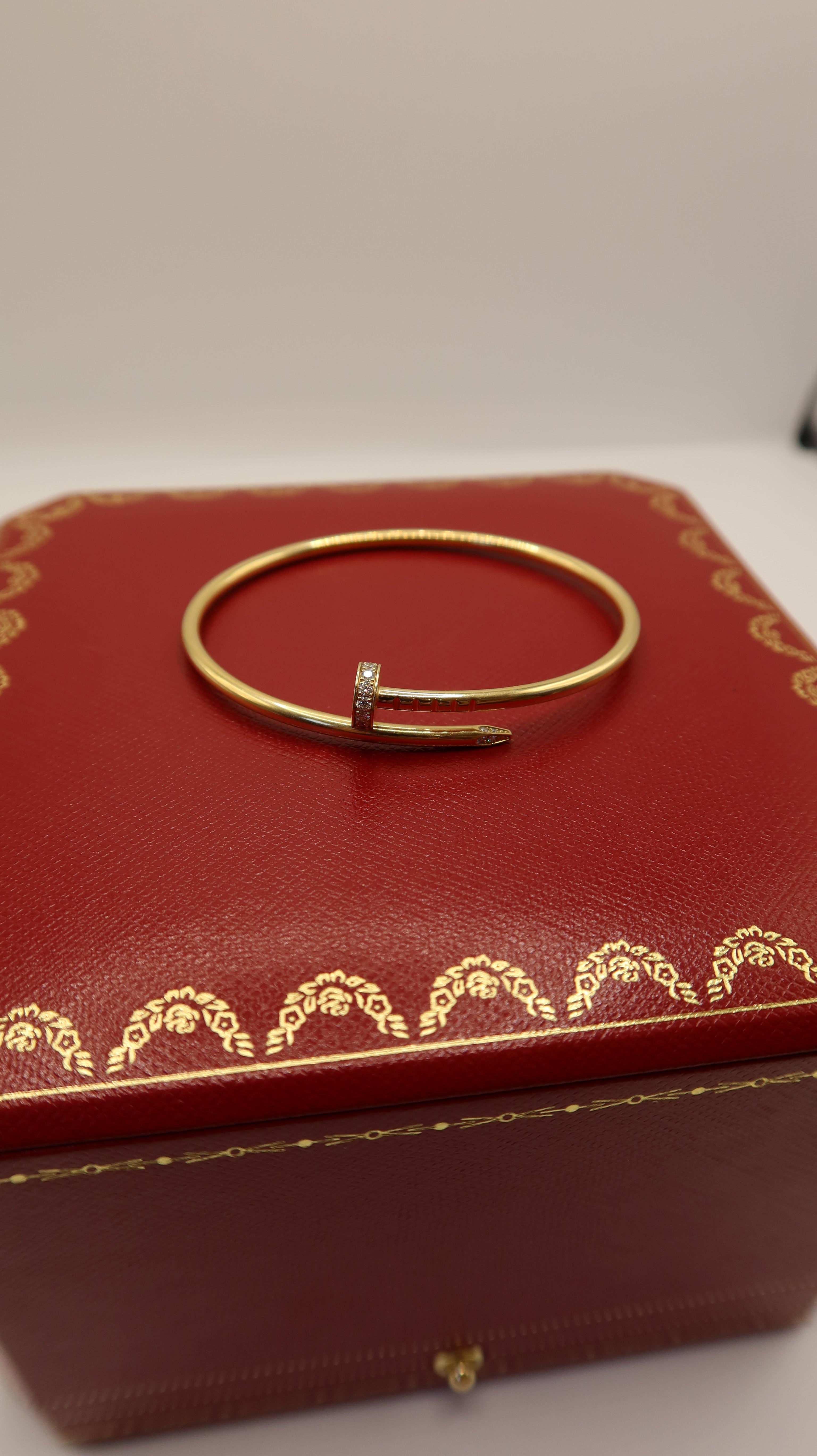 Cartier Juste Un Clou Bracelet with Diamonds (16/YG)