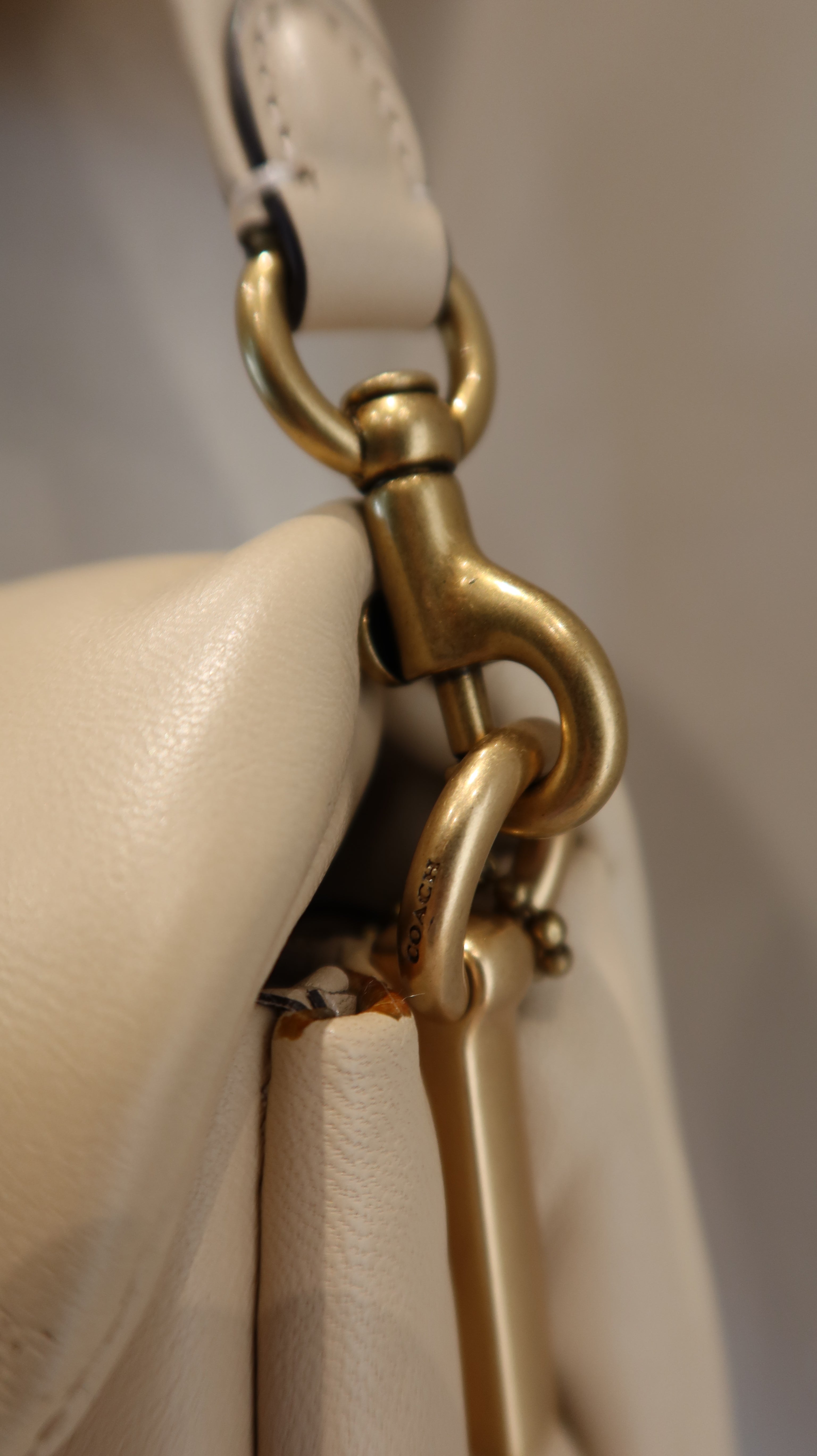 Coach Pillow Tabby 26 Shoulder Bag