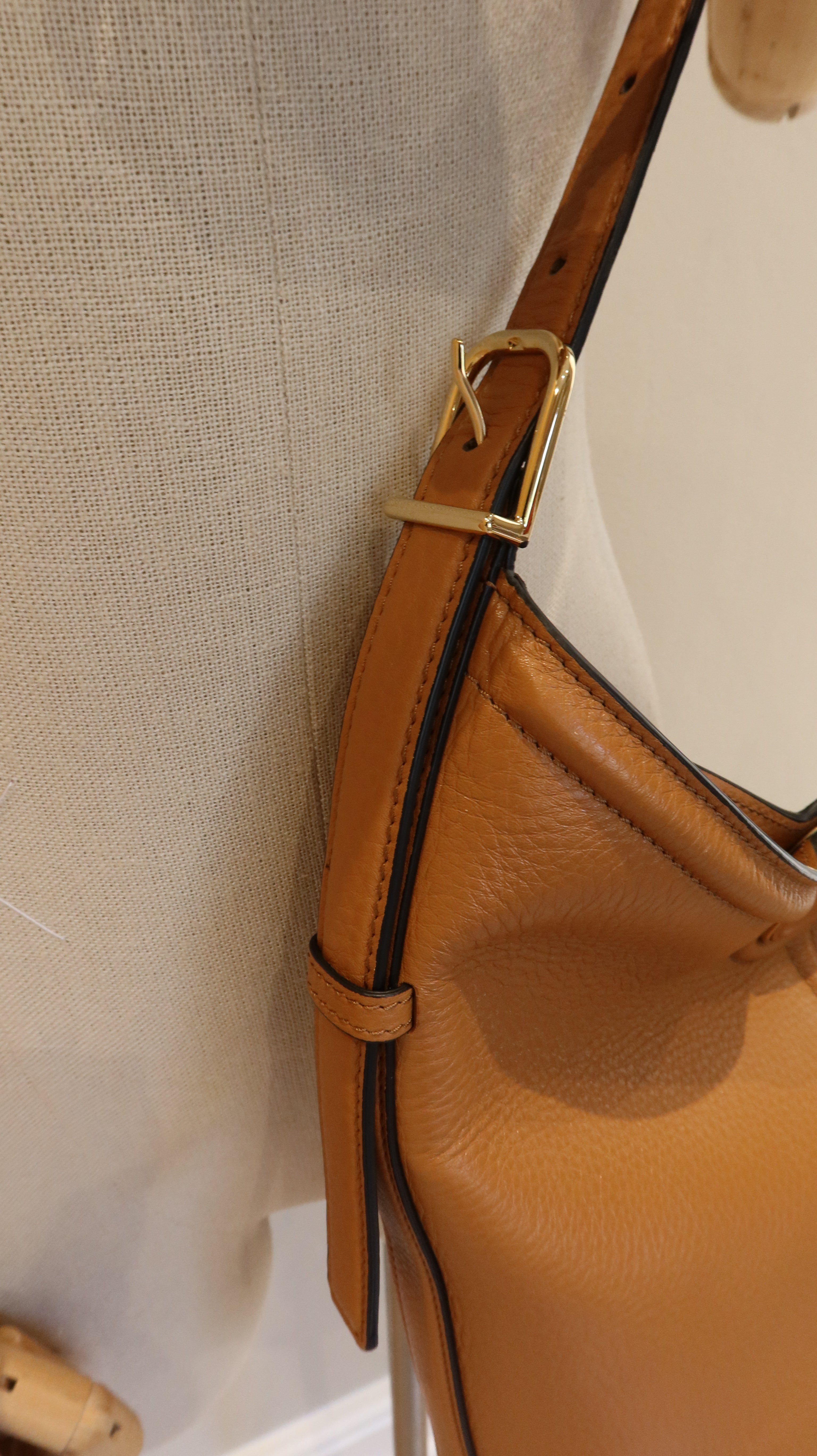 Valentino Garavani Vlogo Hobo Bag
