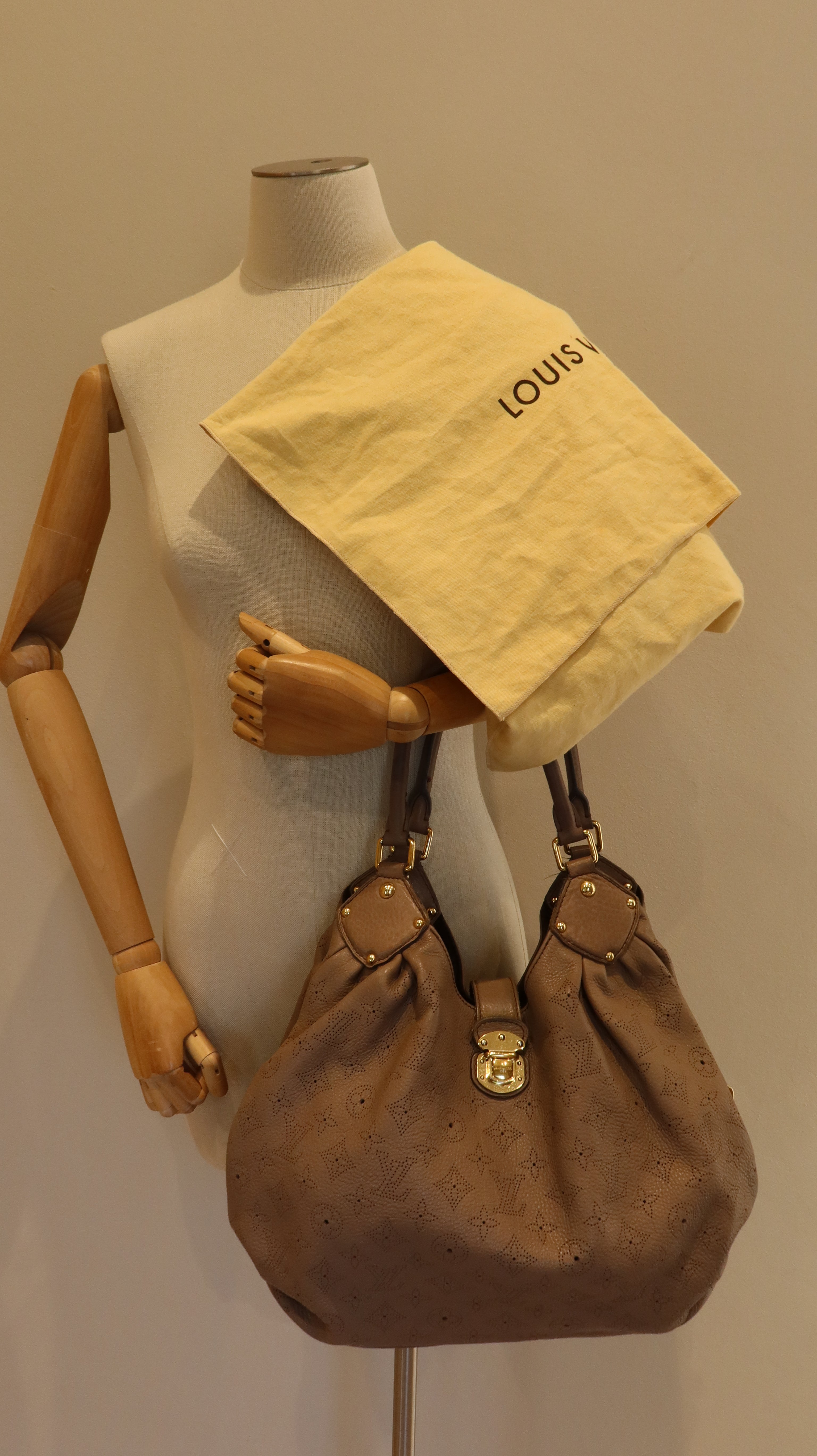 Louis Vuitton Mahina L Tote Bag