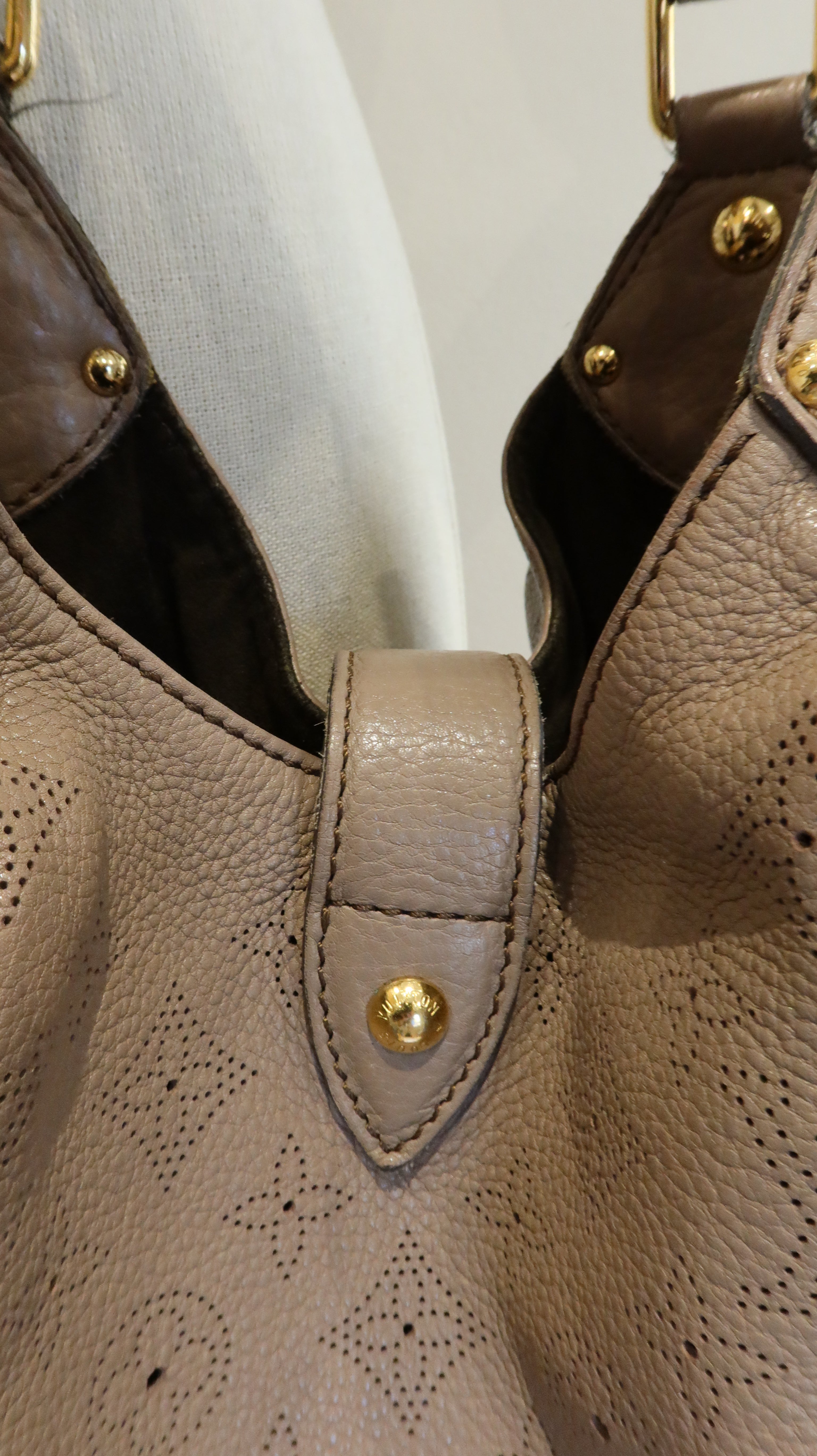 Louis Vuitton Mahina L Tote Bag