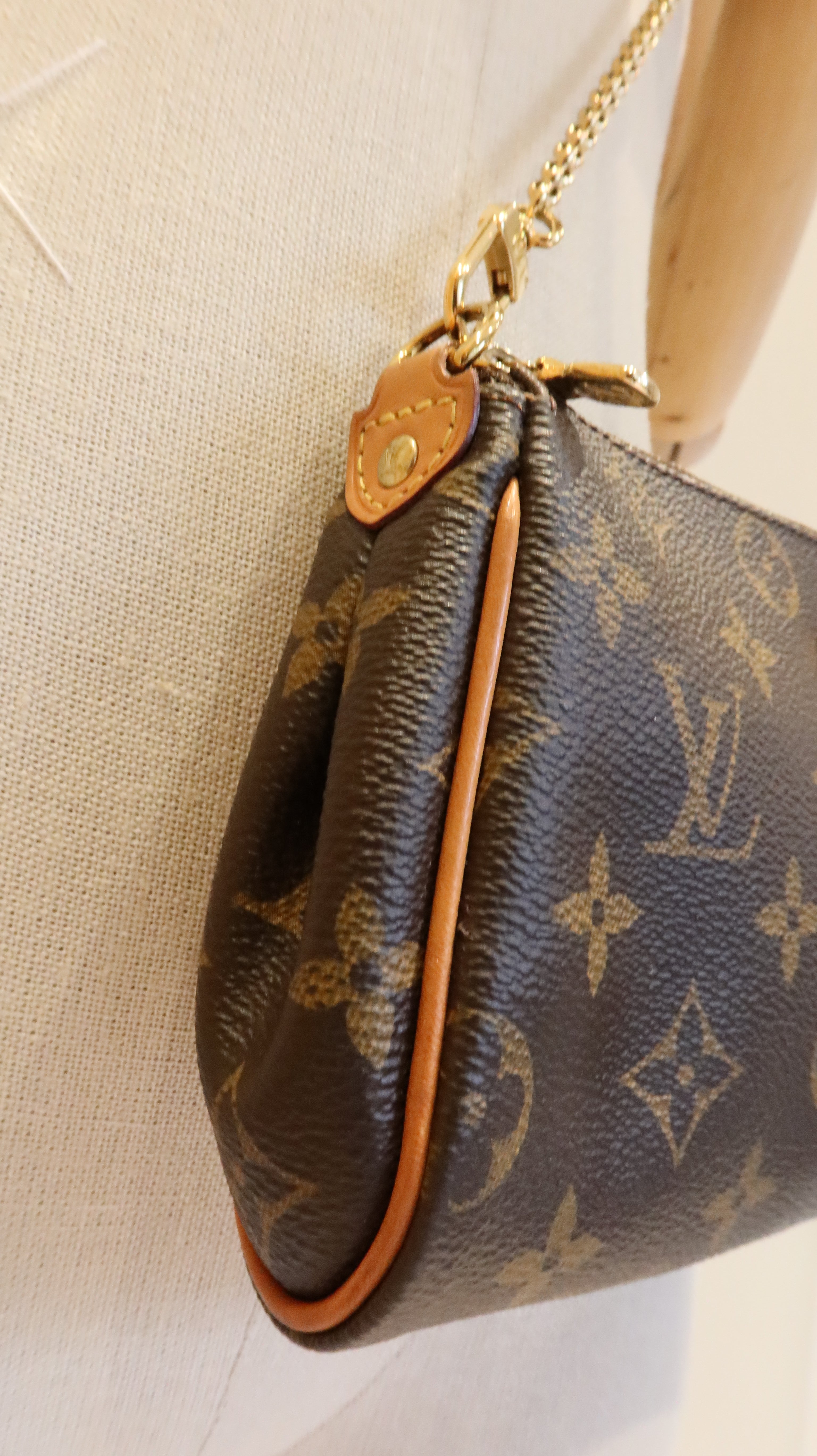 Louis Vuitton Eva Clutch