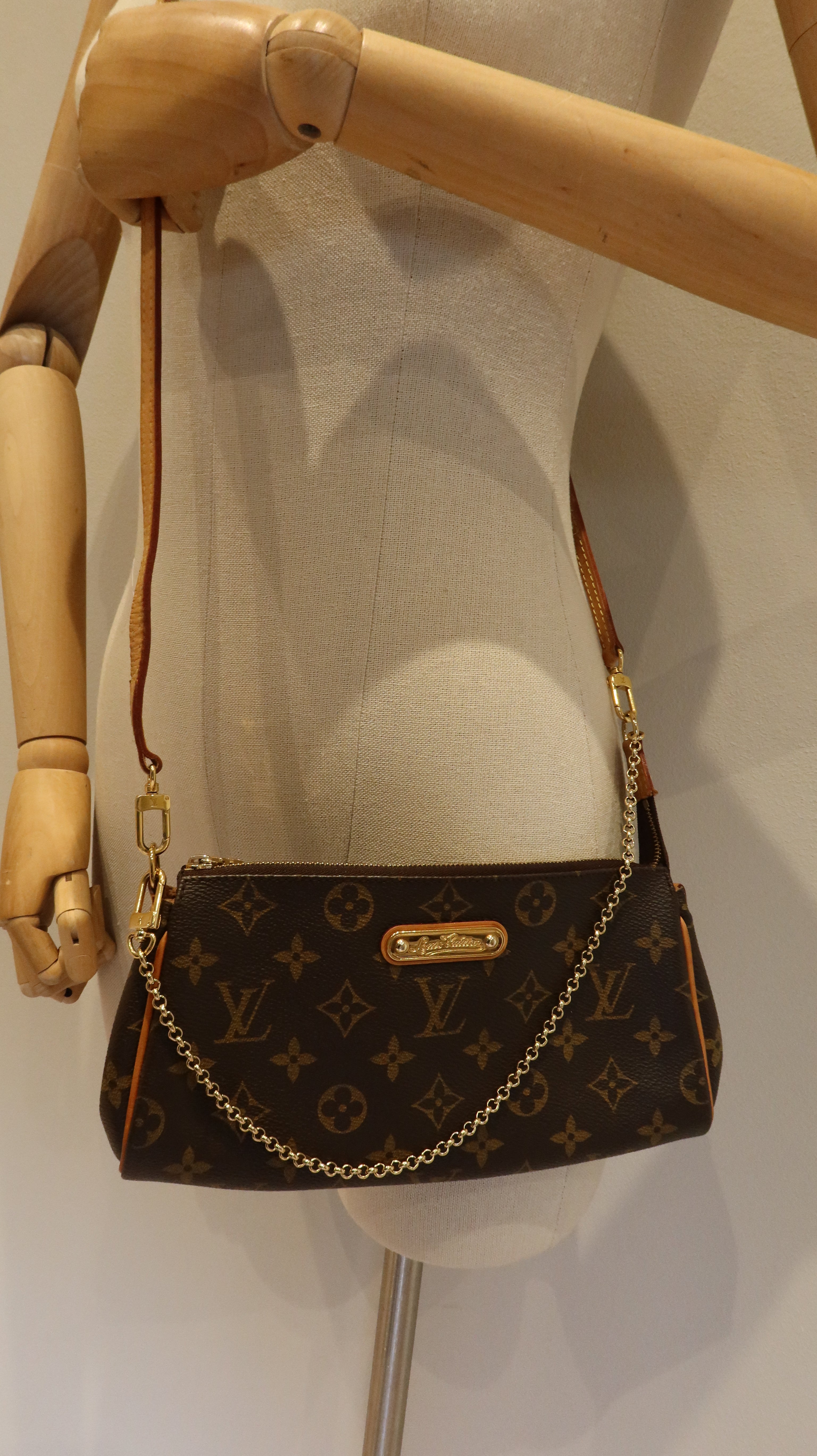 Louis Vuitton Eva Clutch