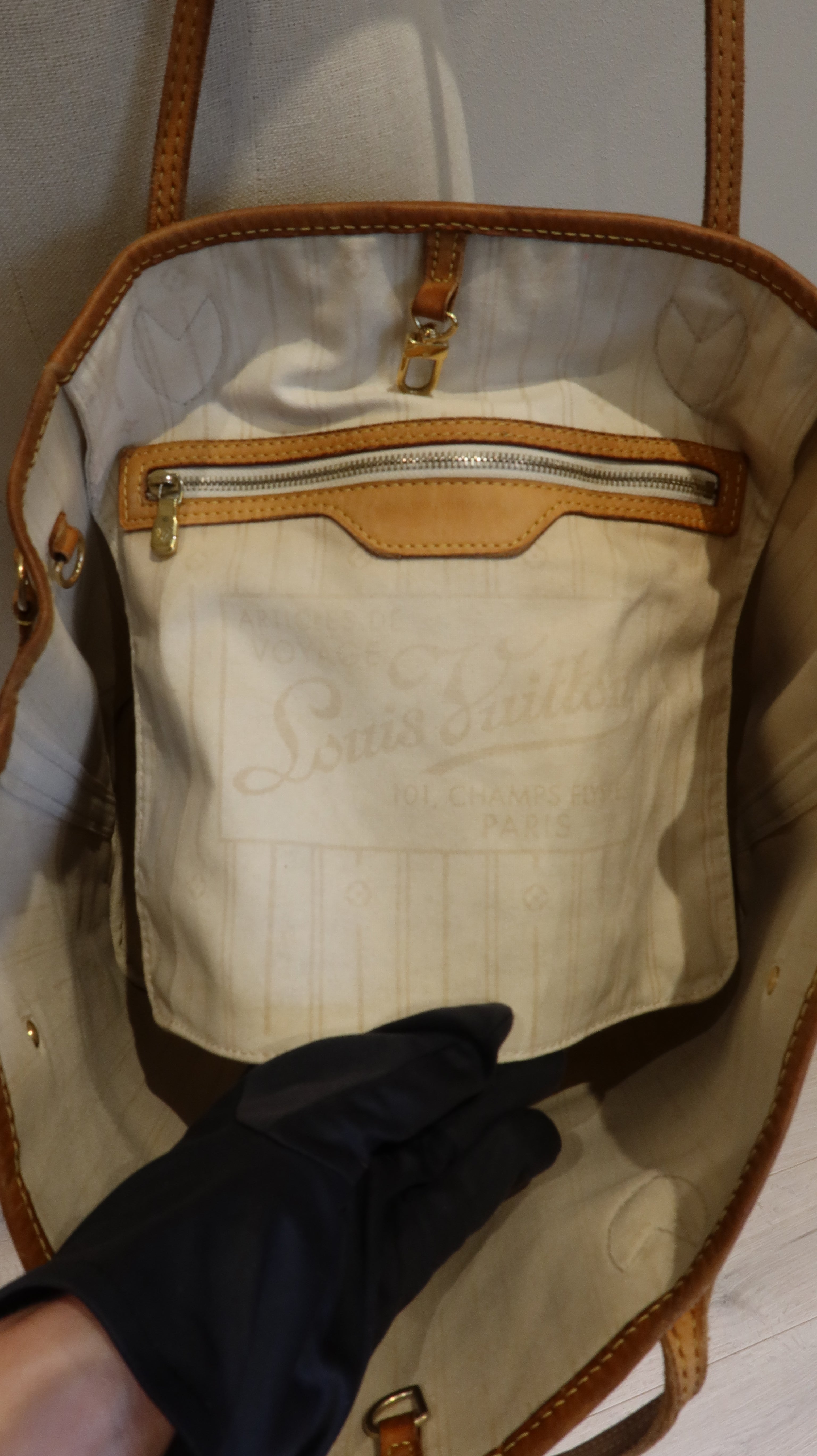 Louis Vuitton Neverfull MM
