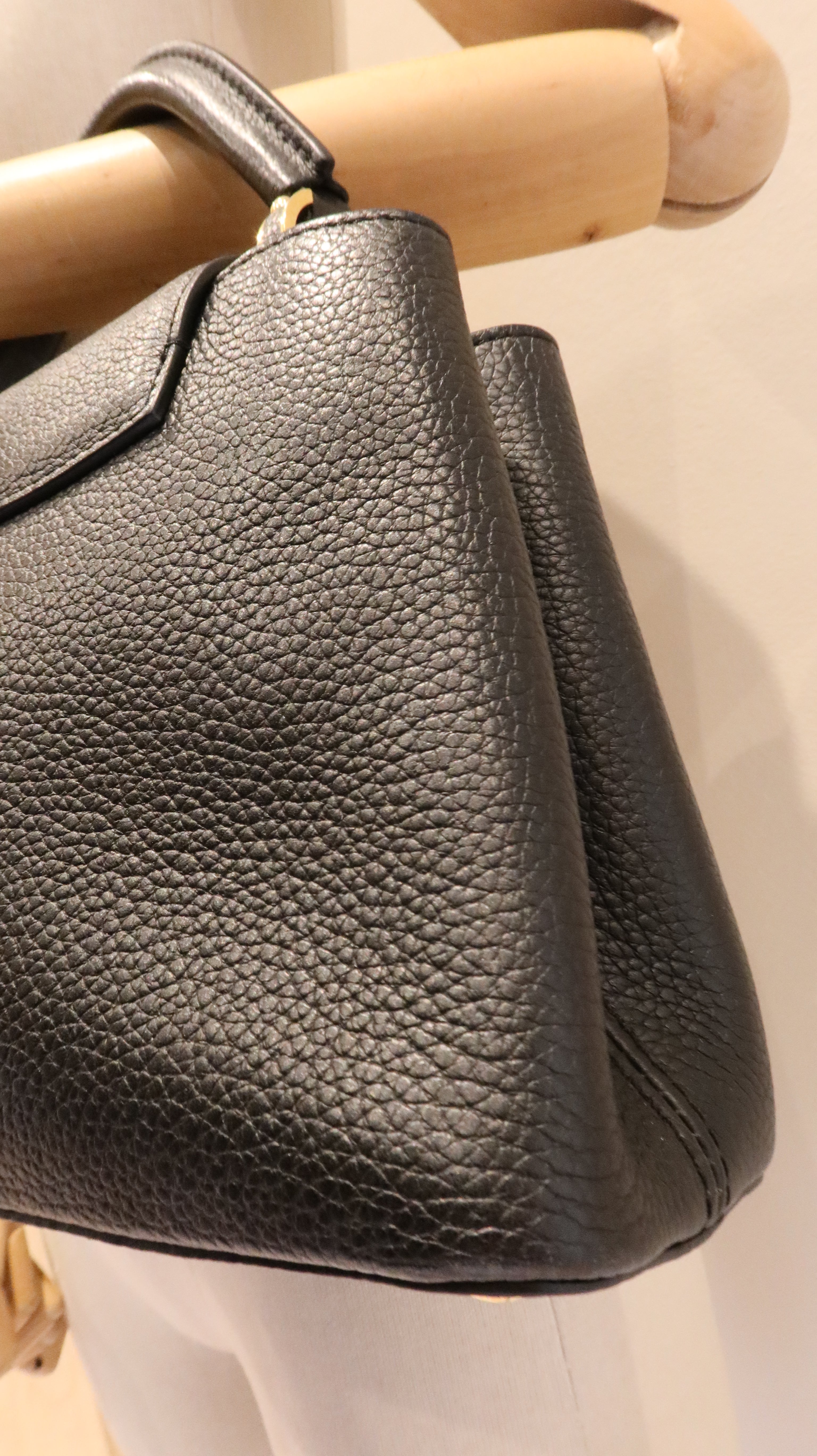 Louis Vuitton Capucines BB