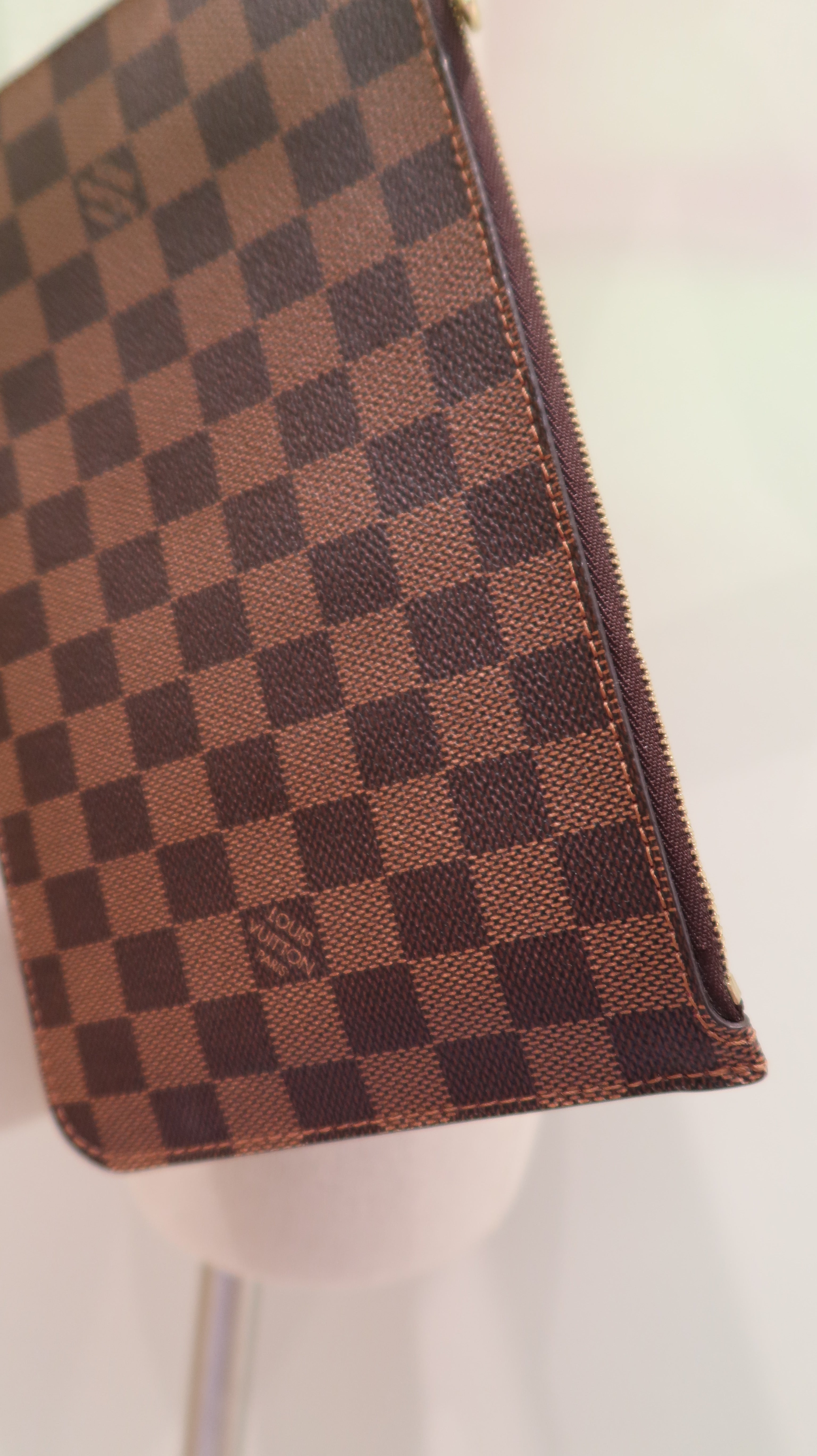 Louis Vuitton Neverfull Pochette