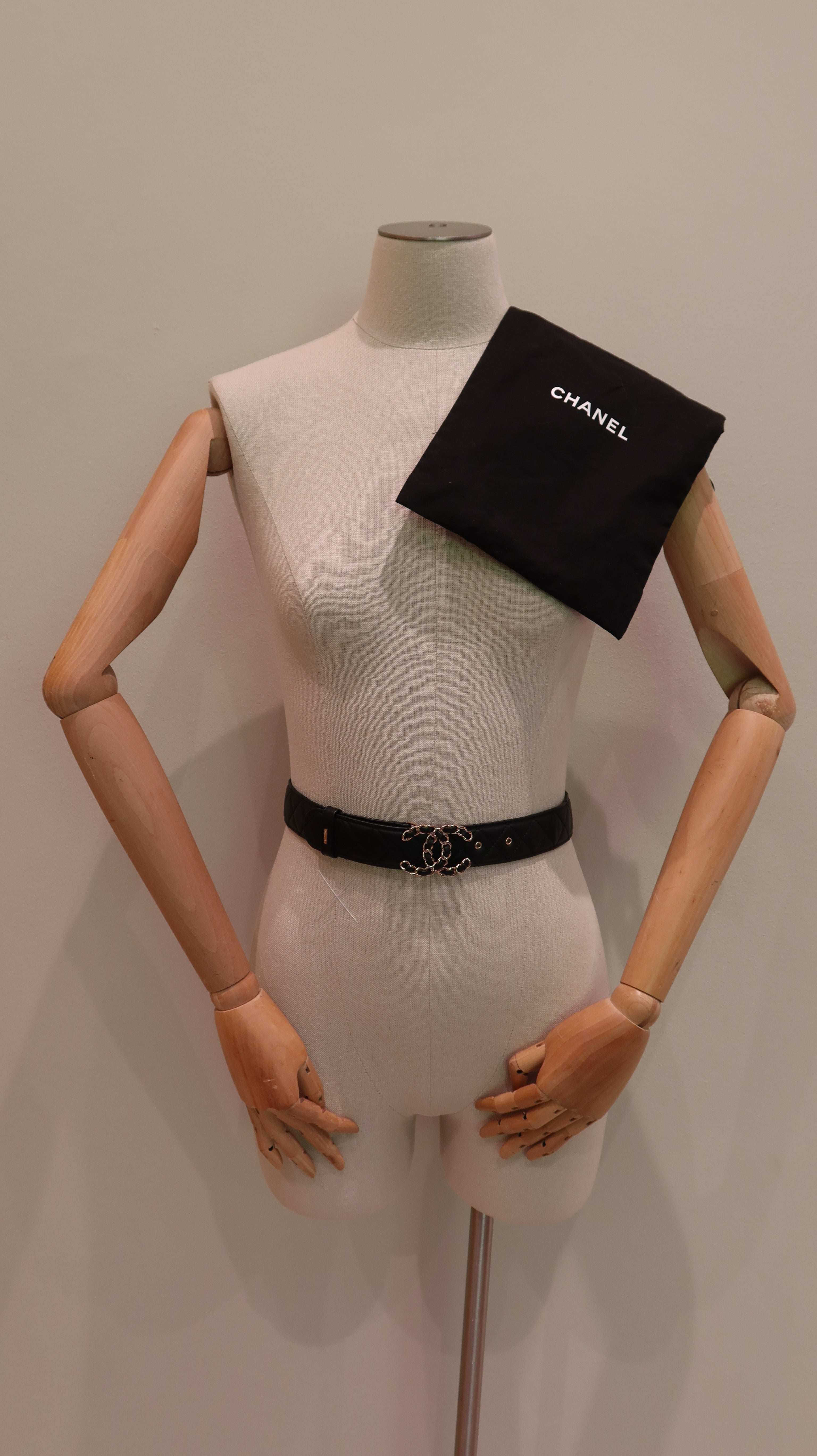 Chanel B22 Quilted Belt (80/32)