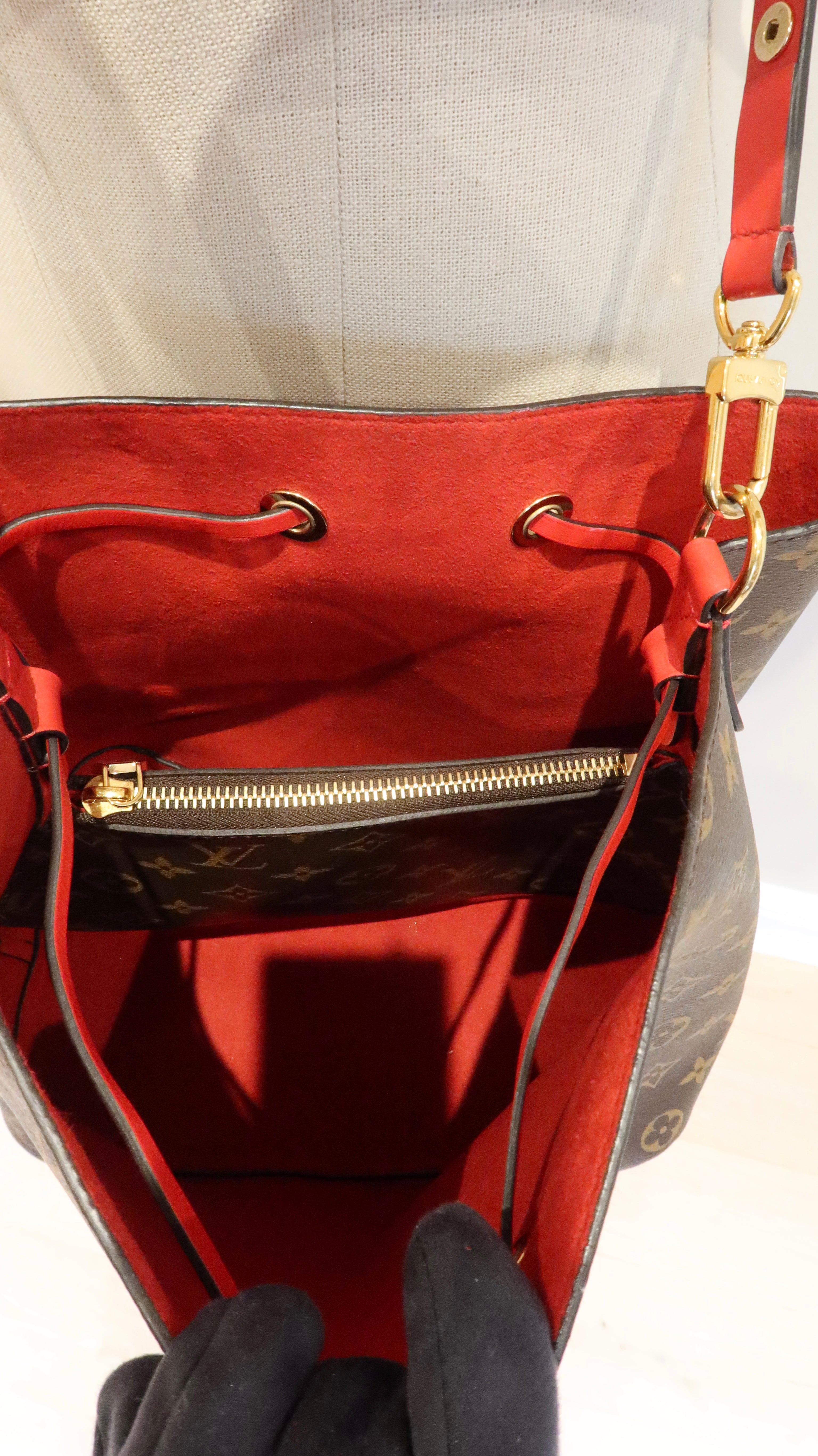 Louis Vuitton NéoNoé MM Bucket Bag