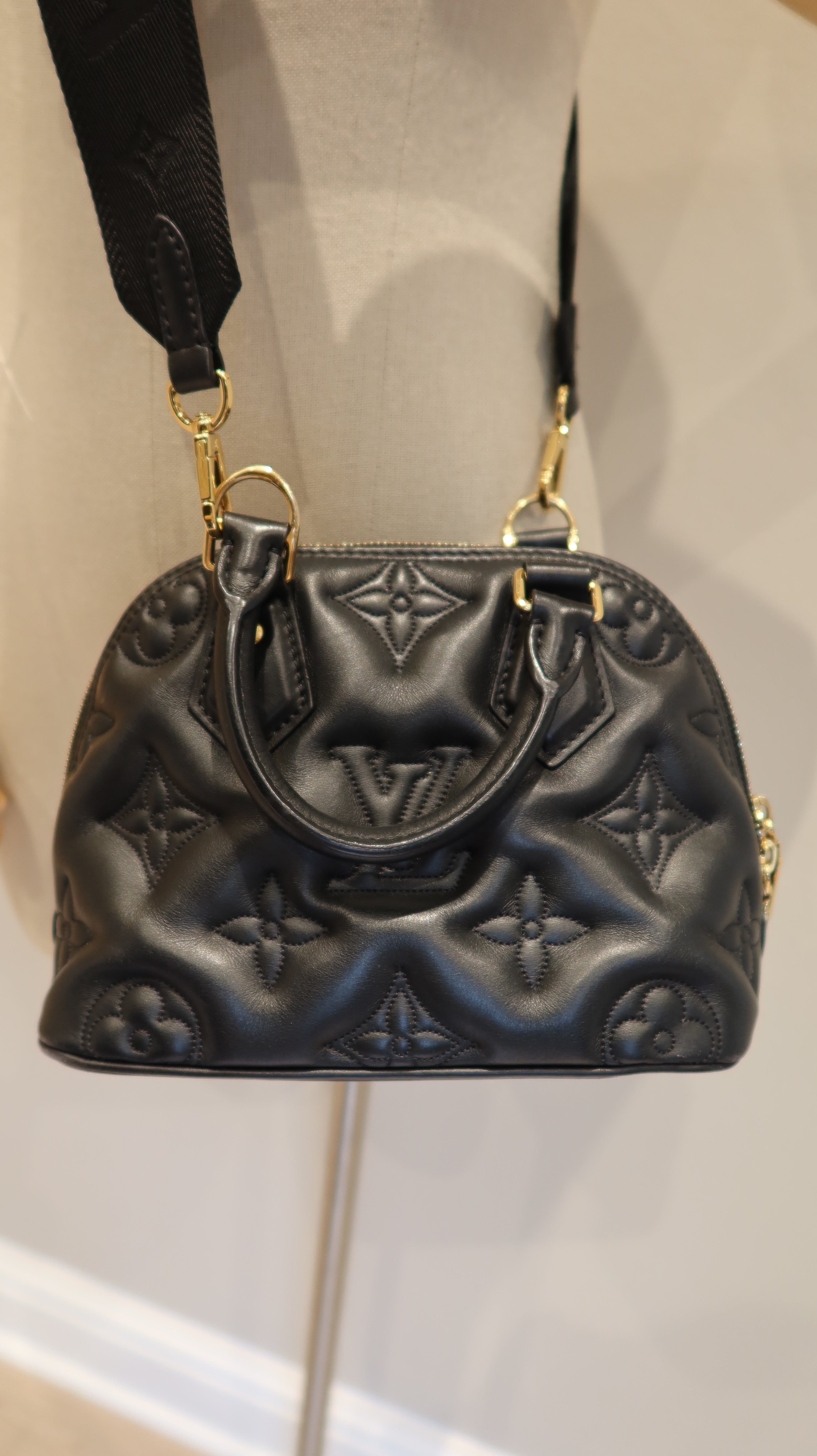 Louis Vuitton Alma BB