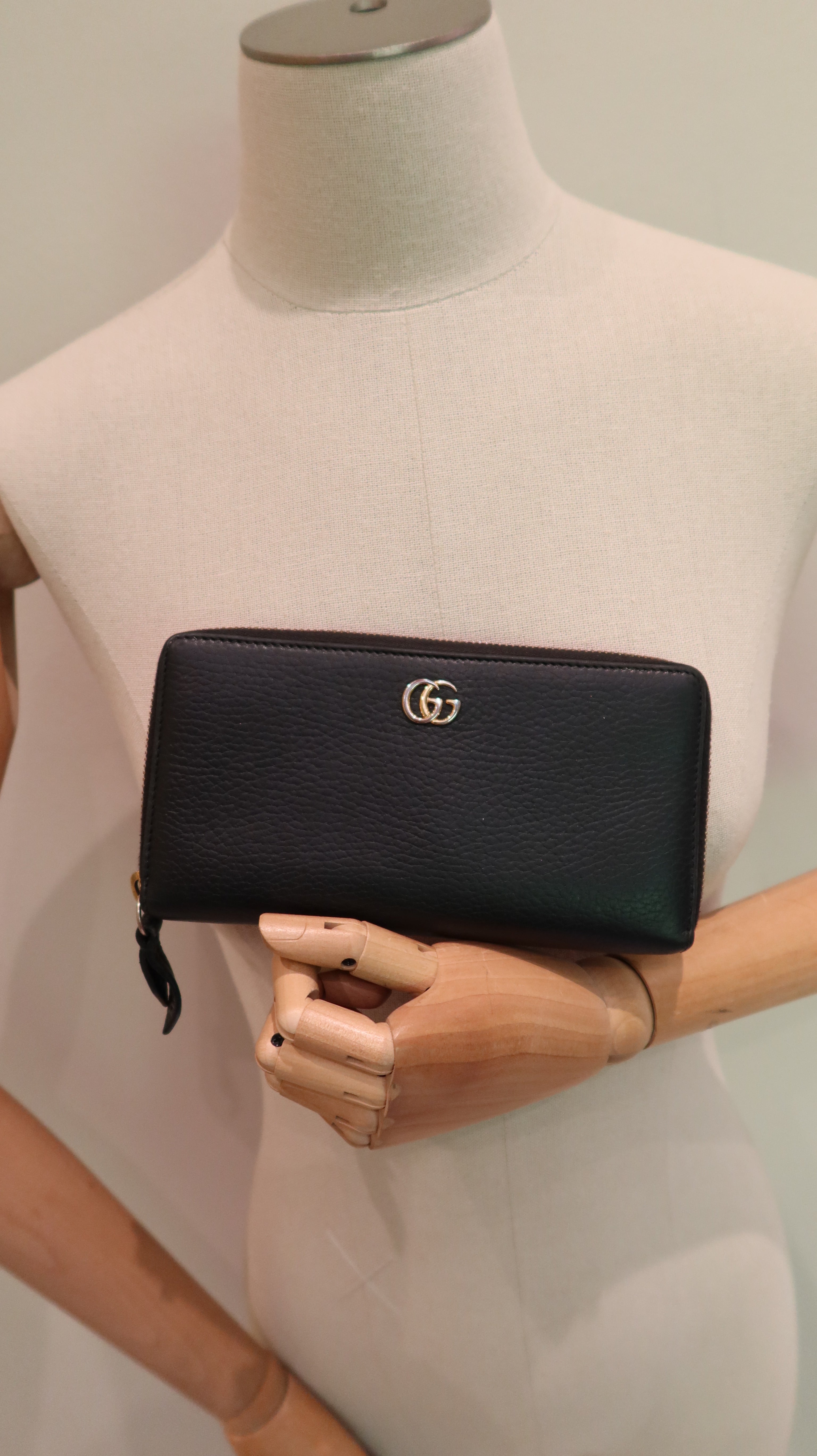 Gucci Marmont Zip Around Wallet