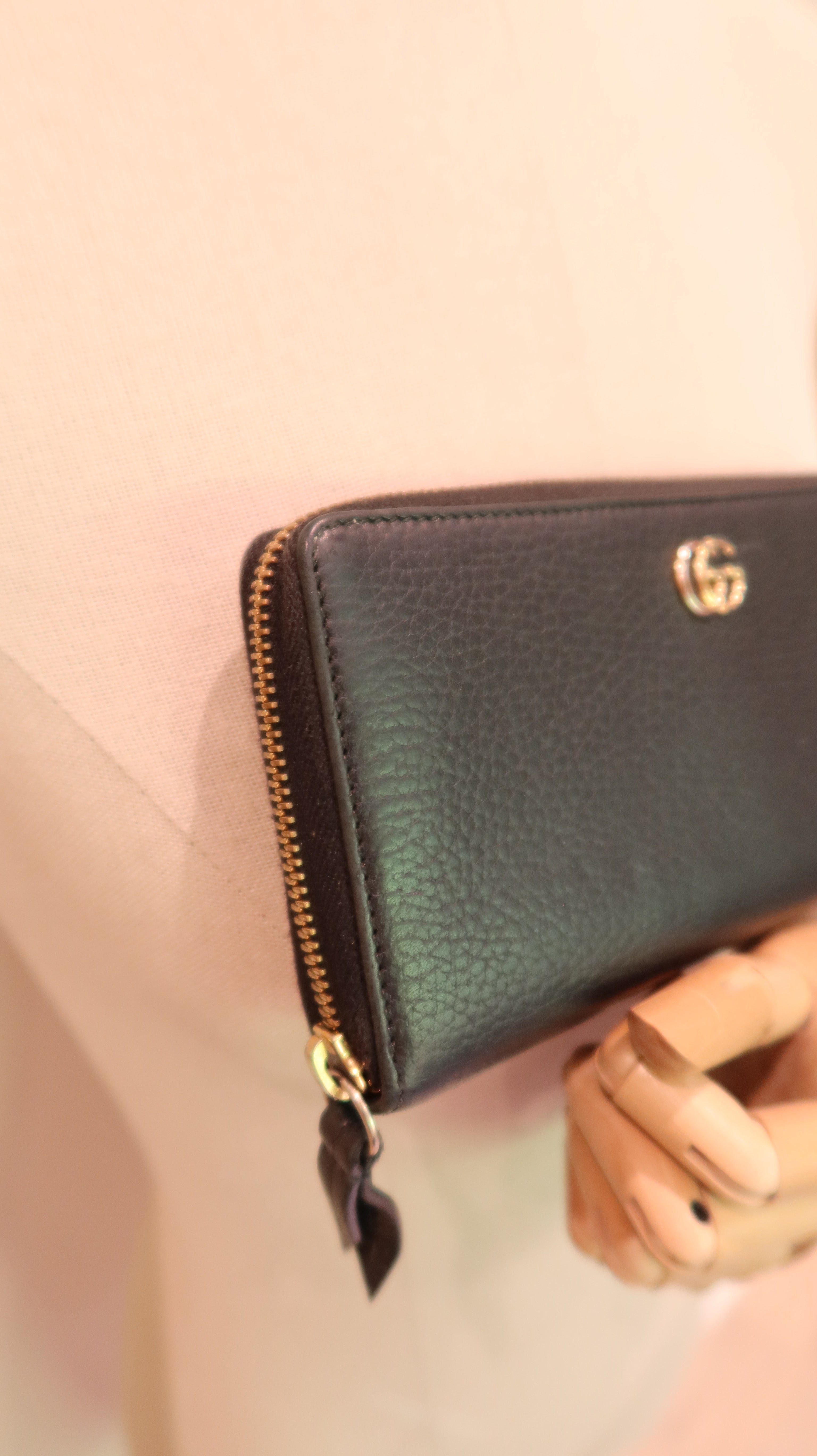 Gucci Marmont Zip Around Wallet