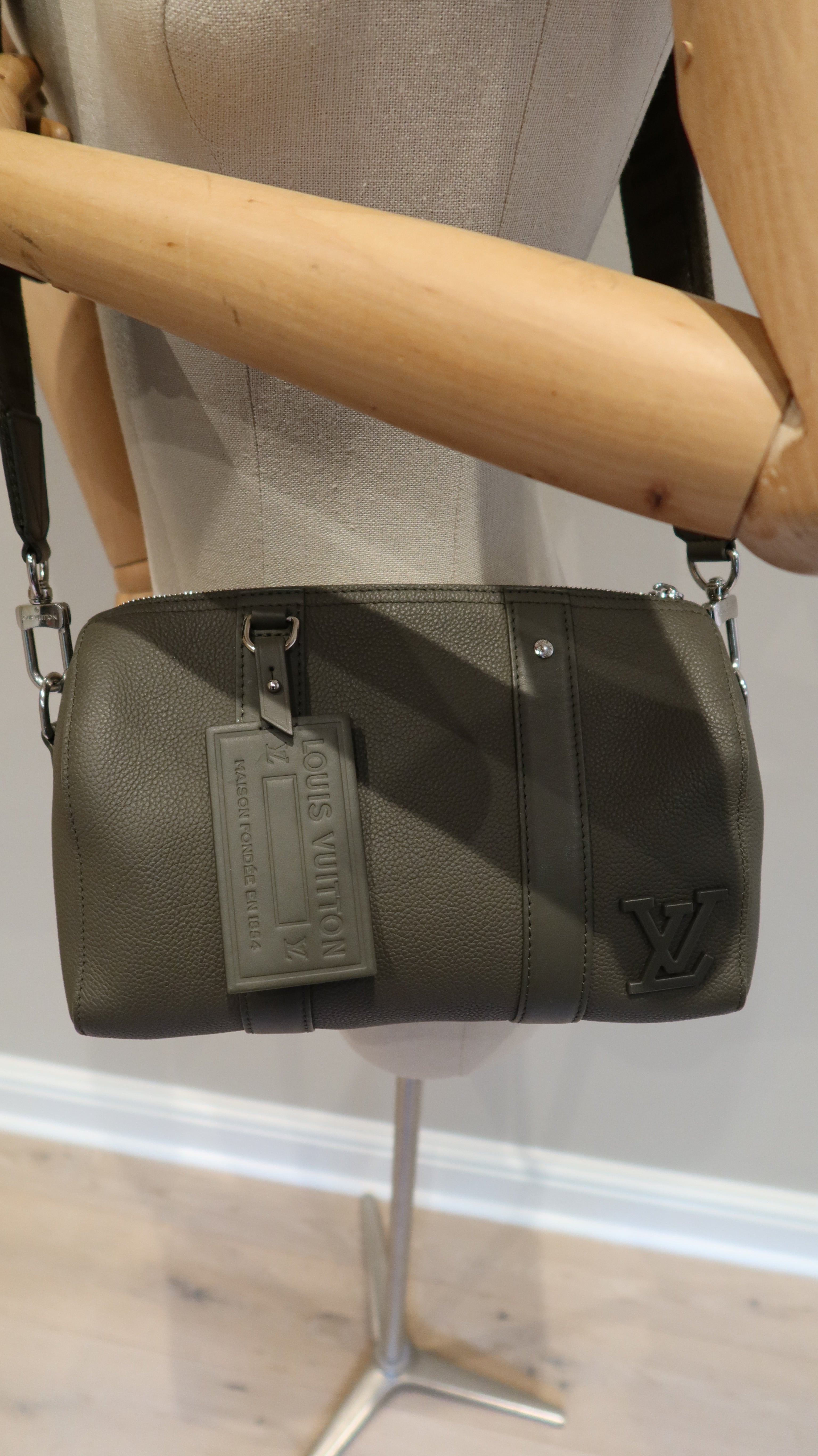 Louis Vuitton City Keepall Bag