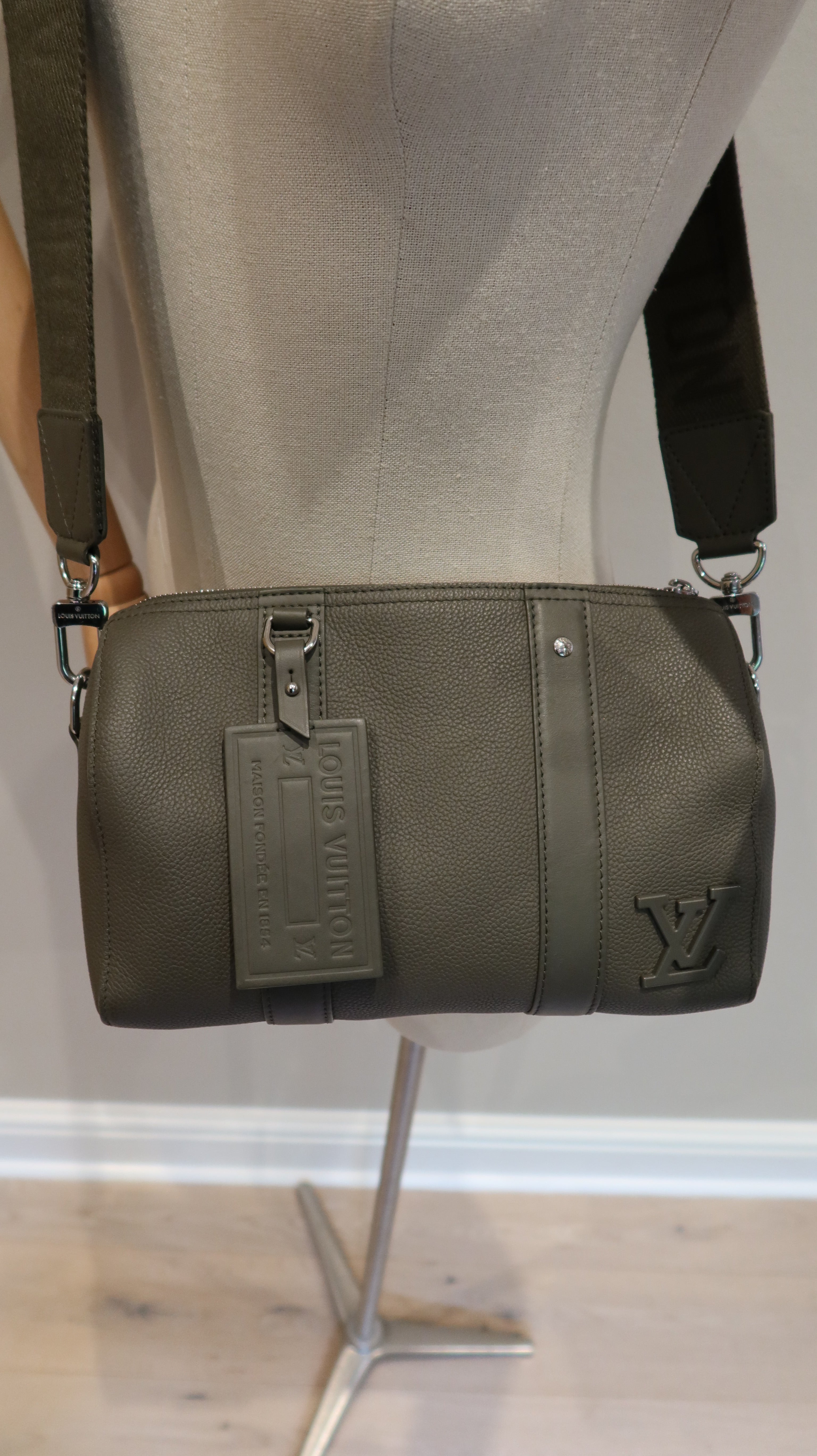 Louis Vuitton City Keepall Bag