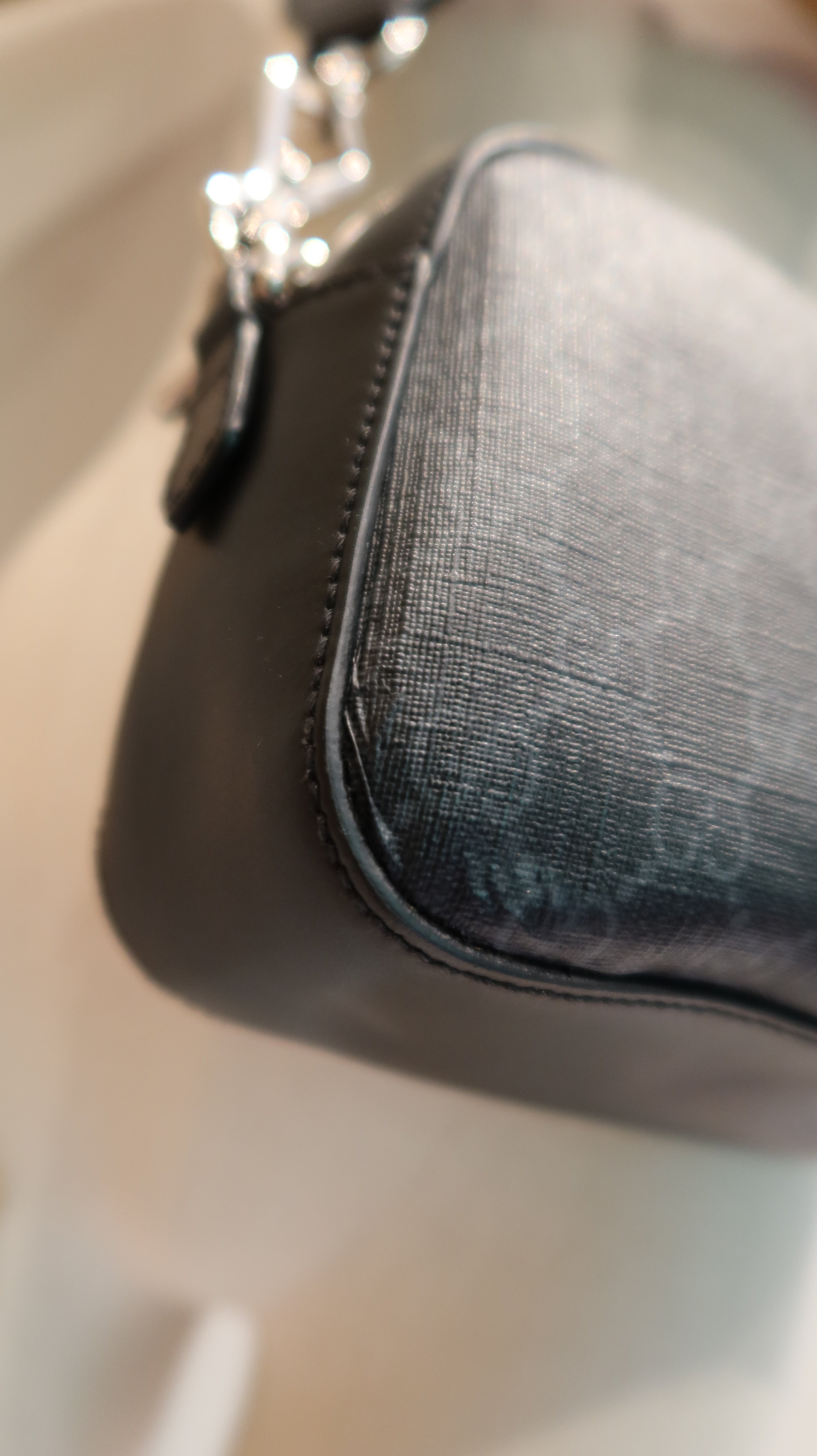 Gucci GG Supreme Camera Bag