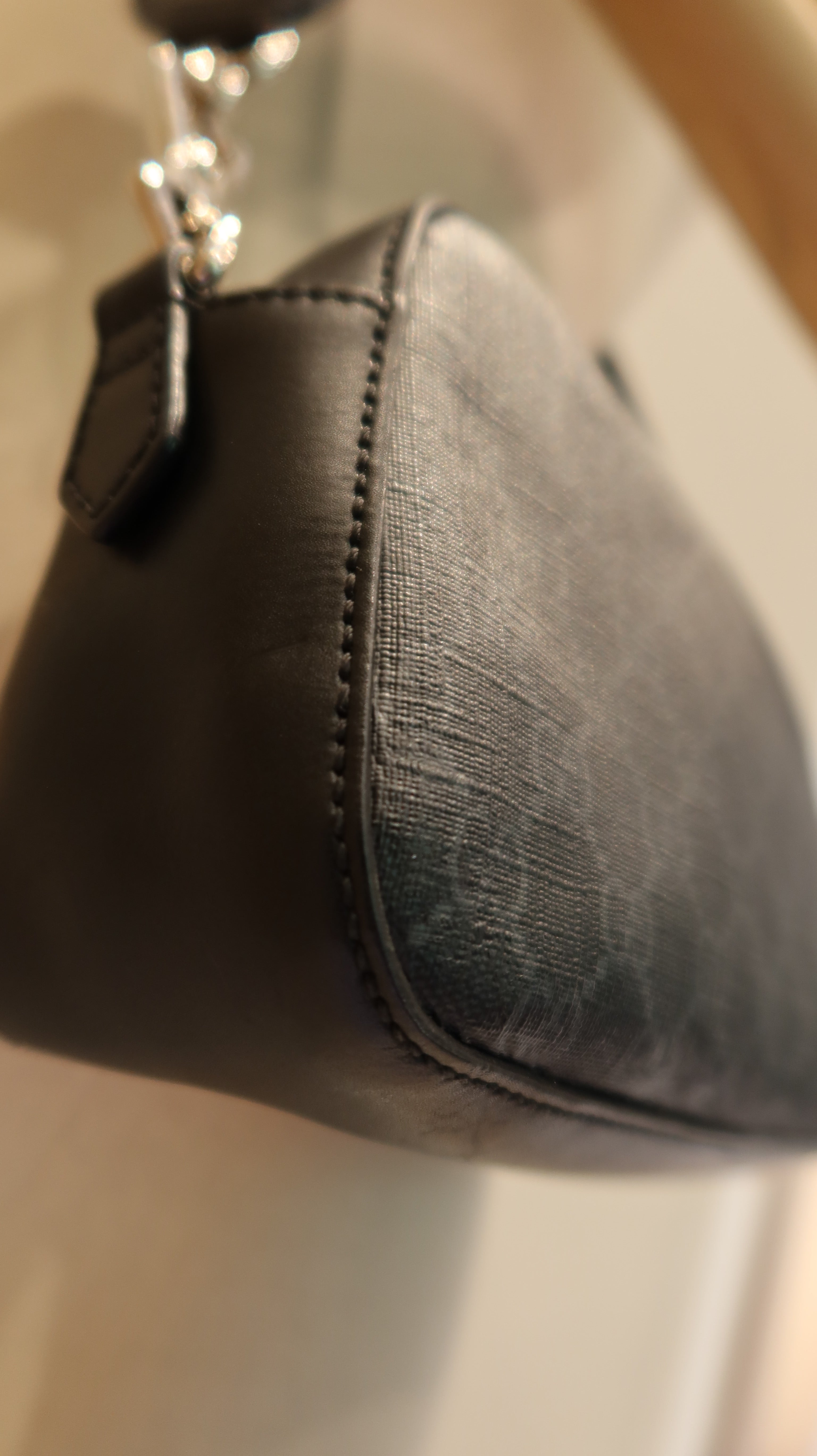 Gucci GG Supreme Camera Bag