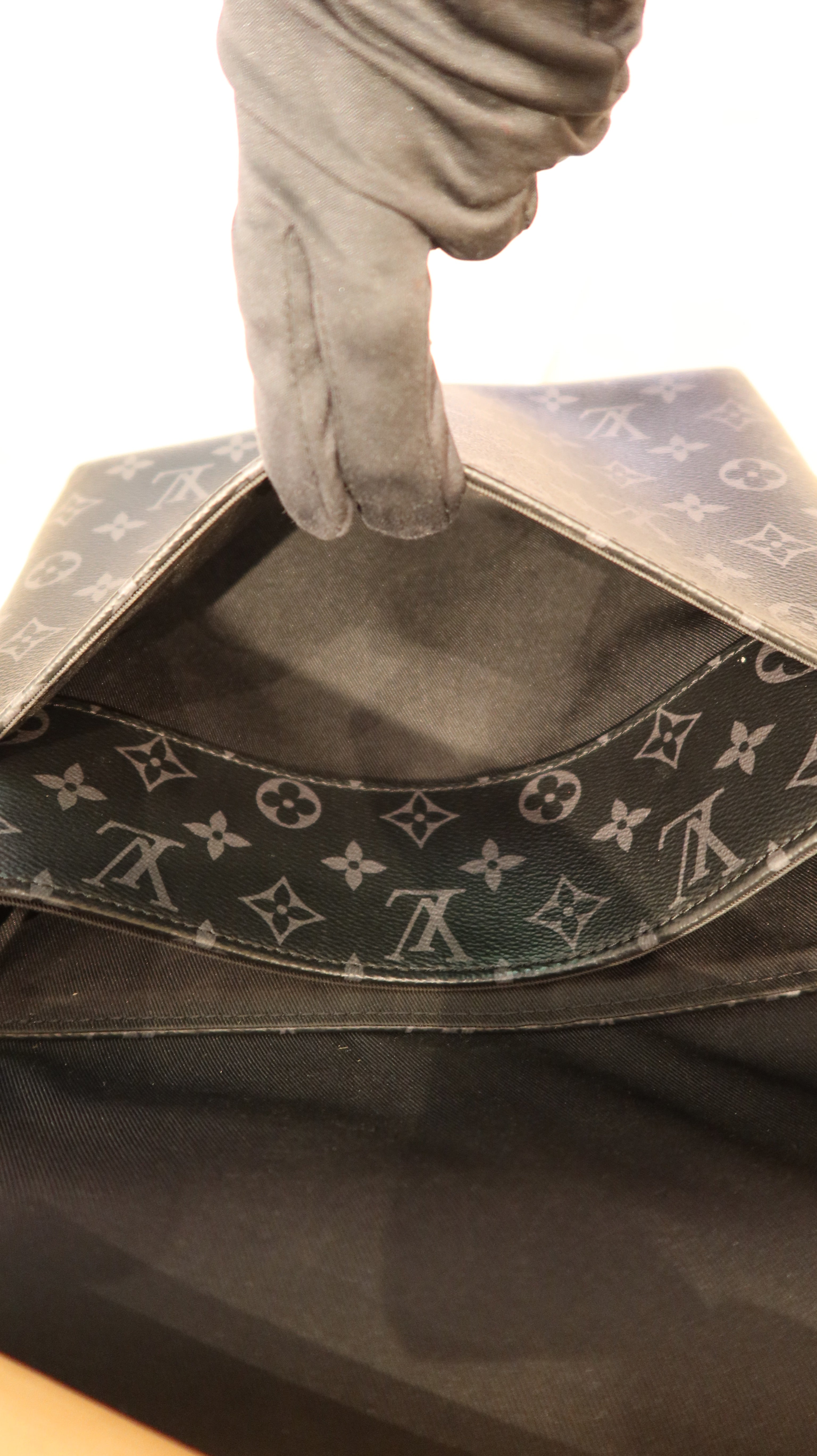 Louis Vuitton District PM Bag