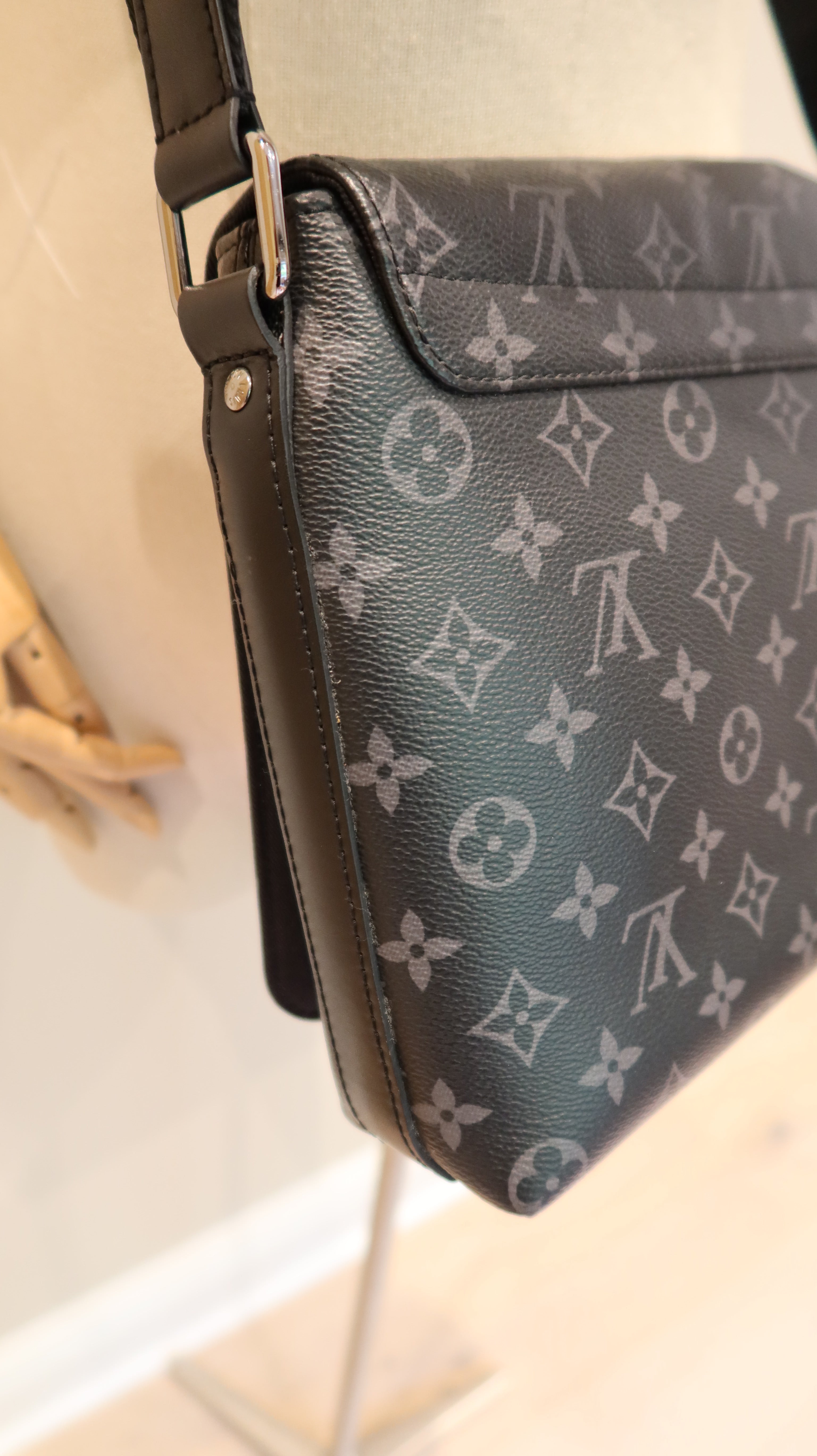 Louis Vuitton District PM Bag