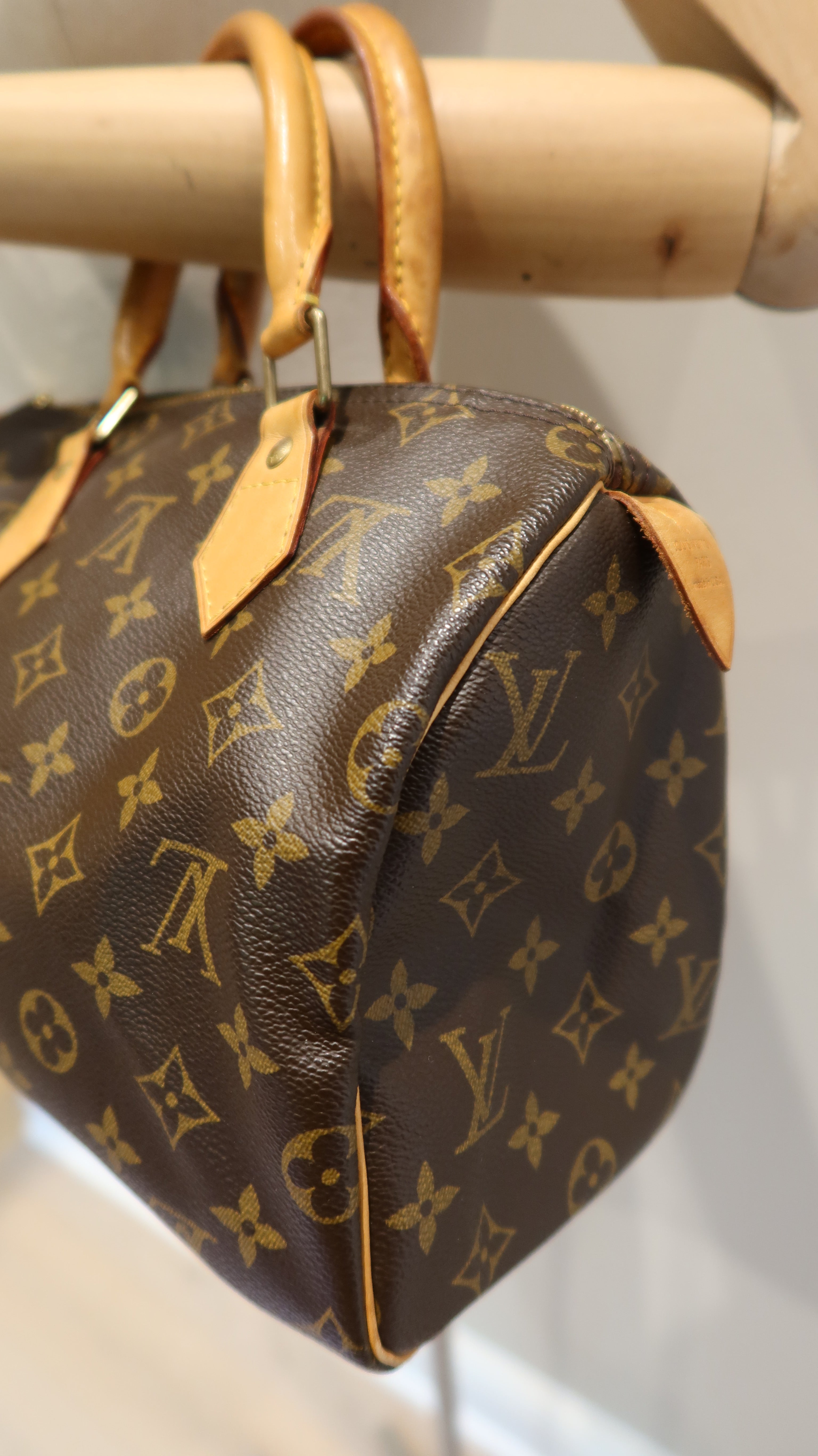 Louis Vuitton Speedy 25