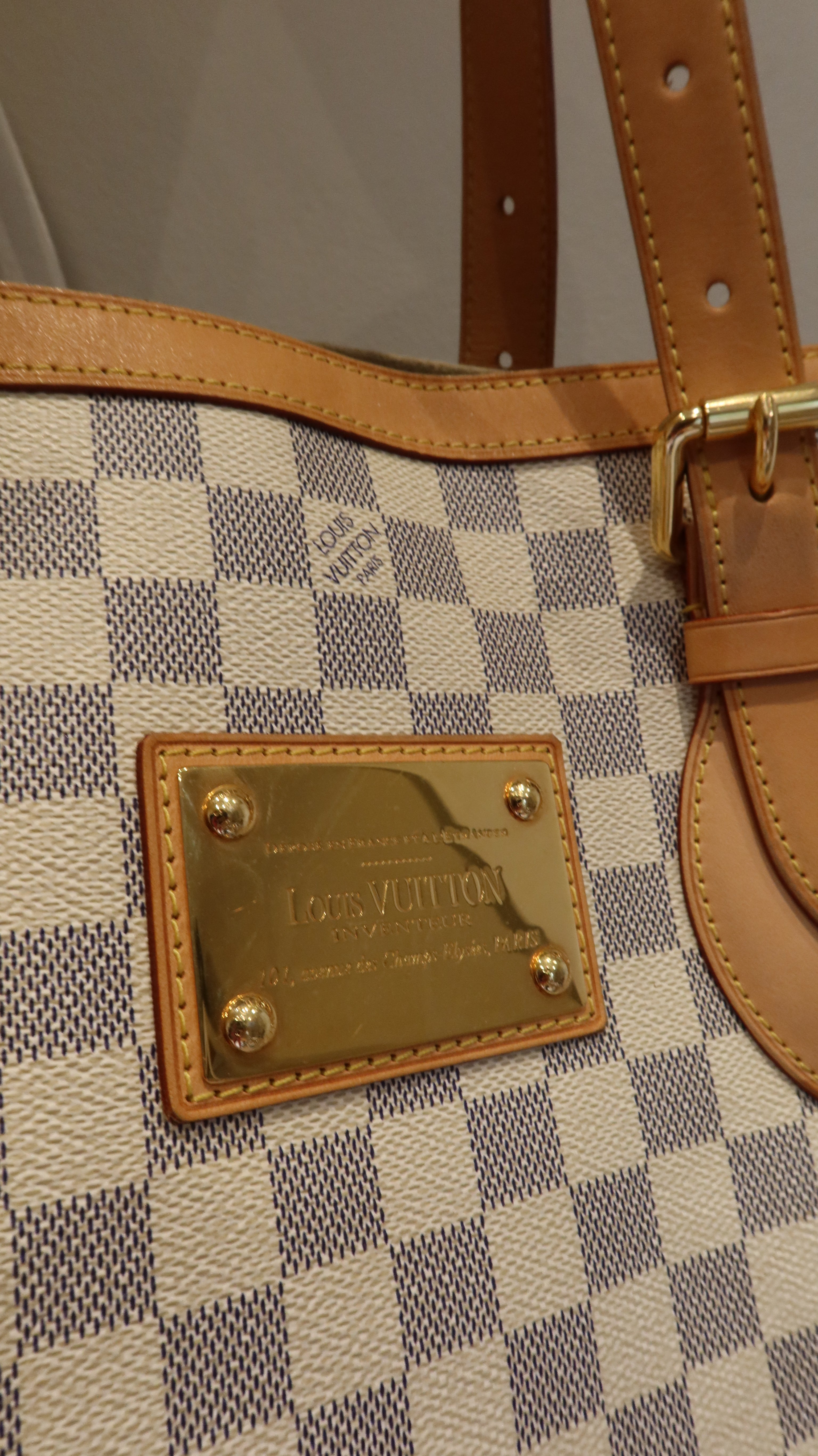Louis Vuitton Hampstead MM Bag