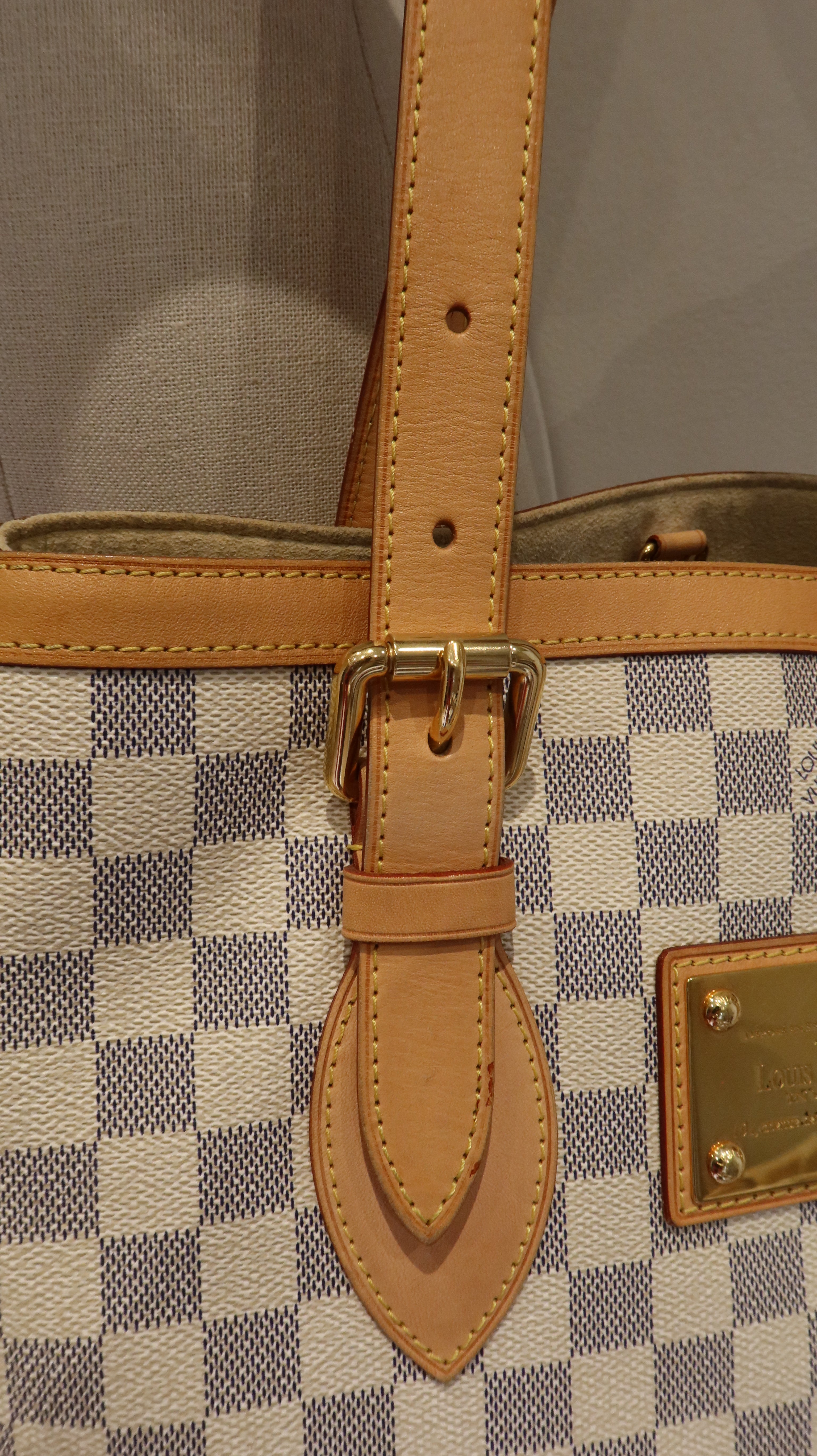 Louis Vuitton Hampstead MM Bag