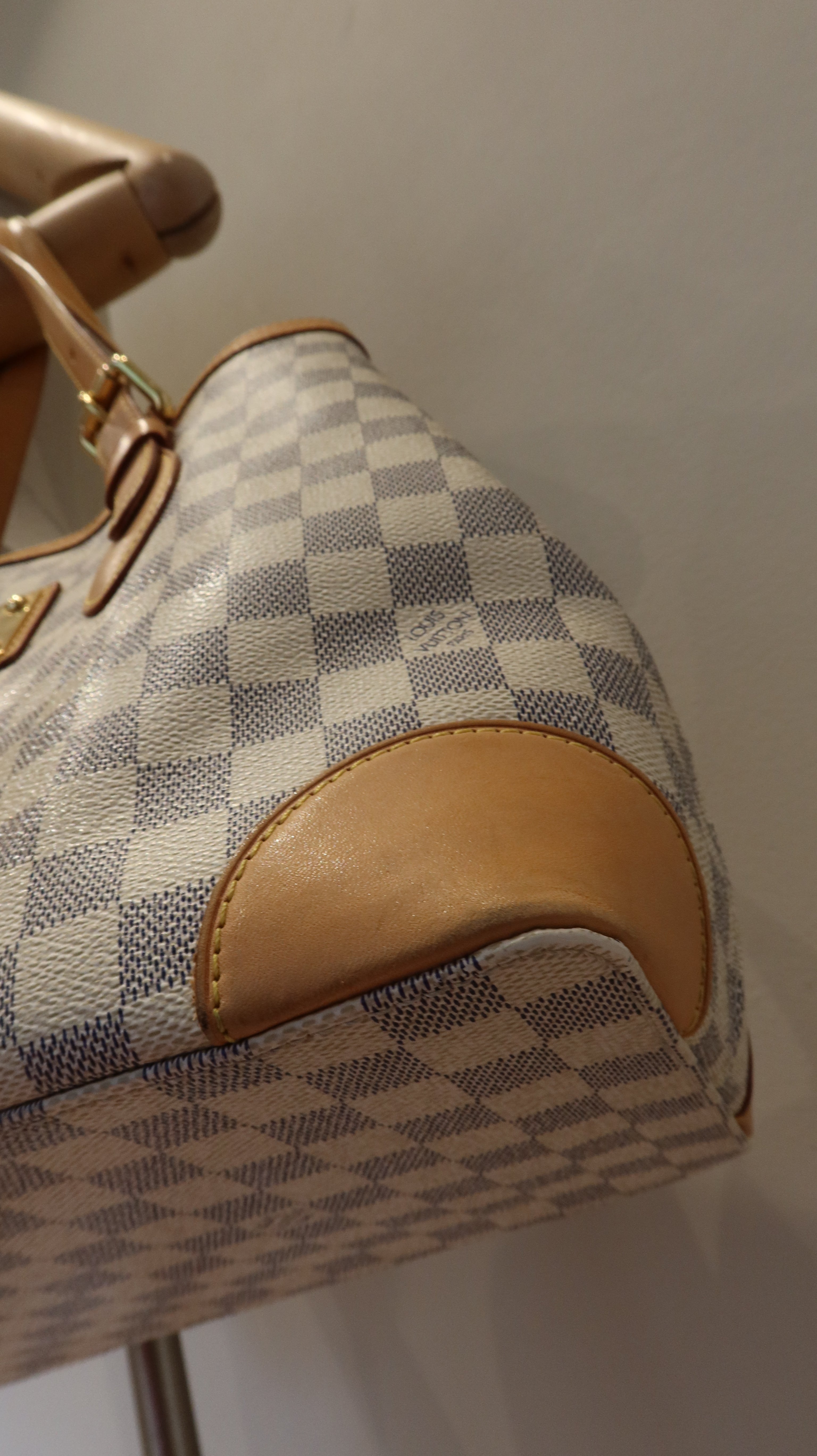 Louis Vuitton Hampstead MM Bag