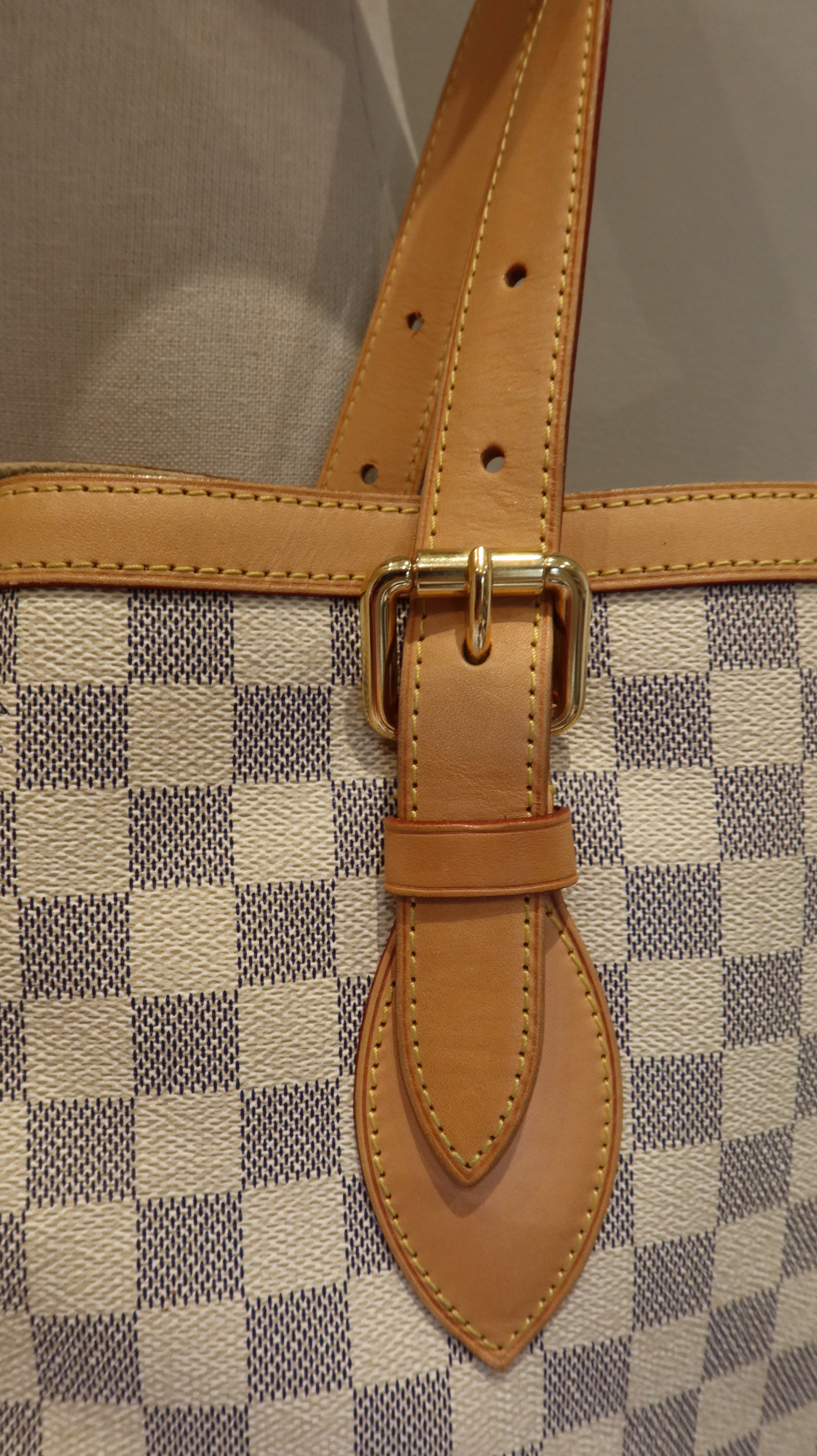 Louis Vuitton Hampstead MM Bag