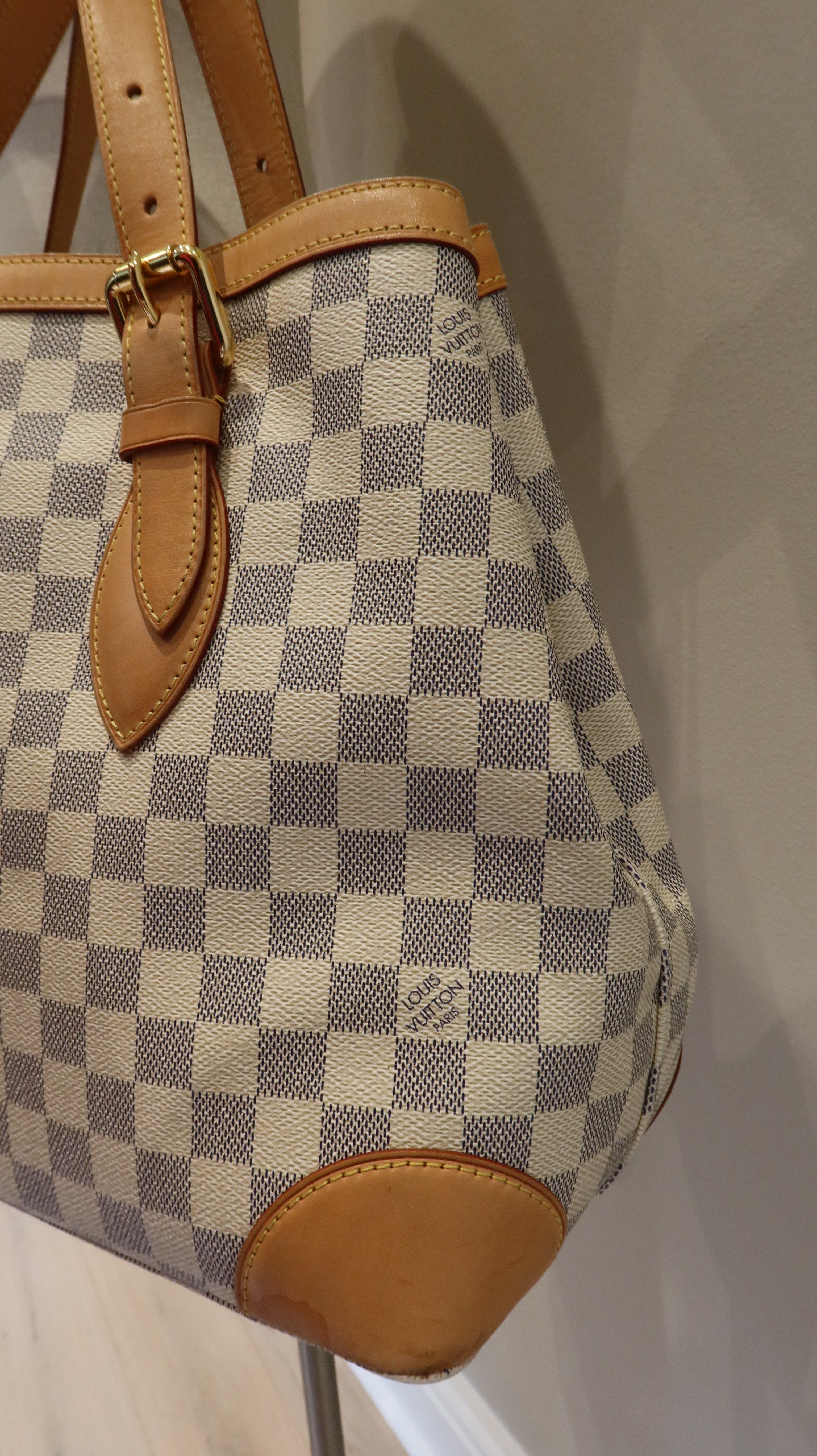 Louis Vuitton Hampstead MM Bag