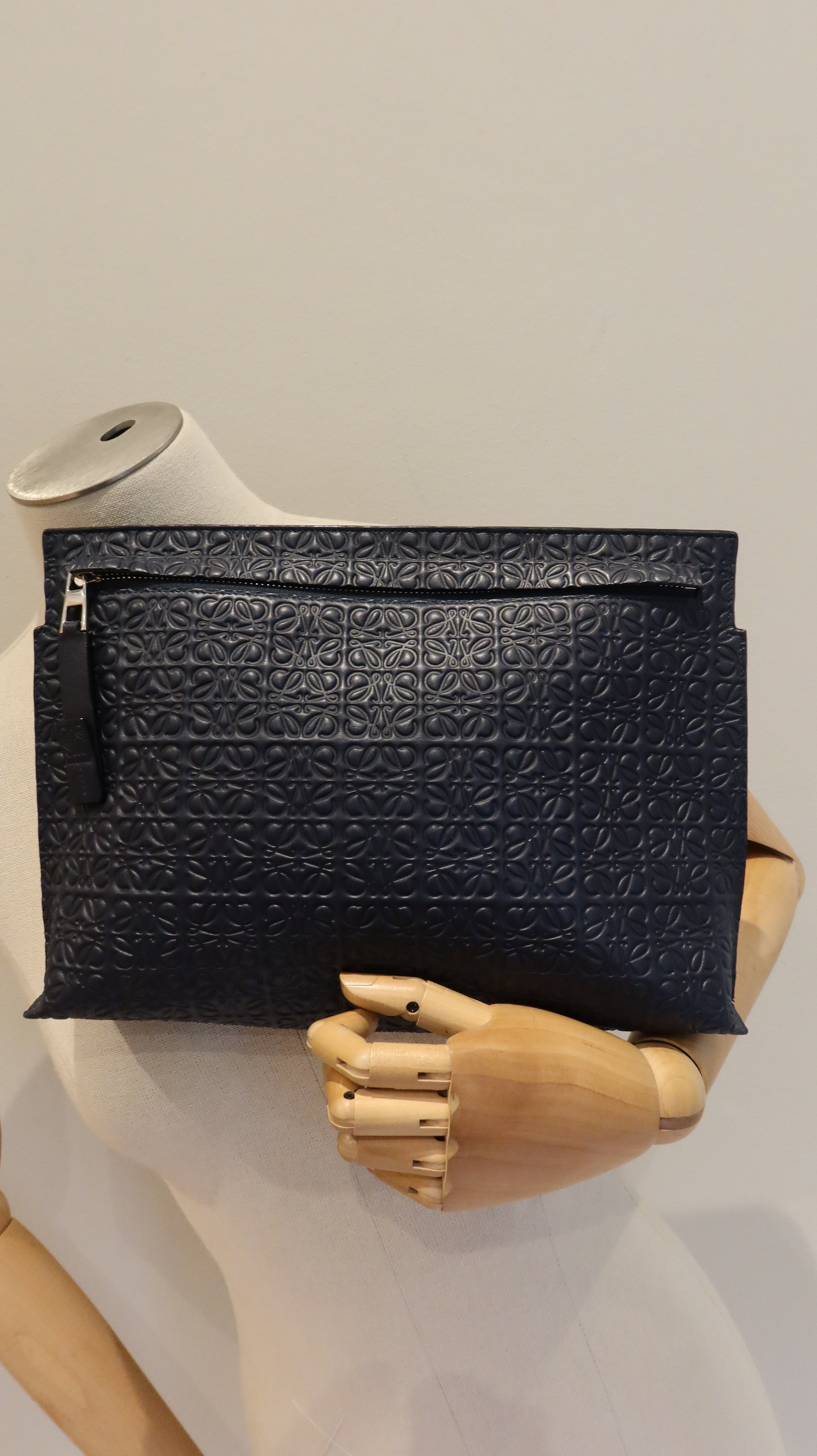 Loewe T Pouch