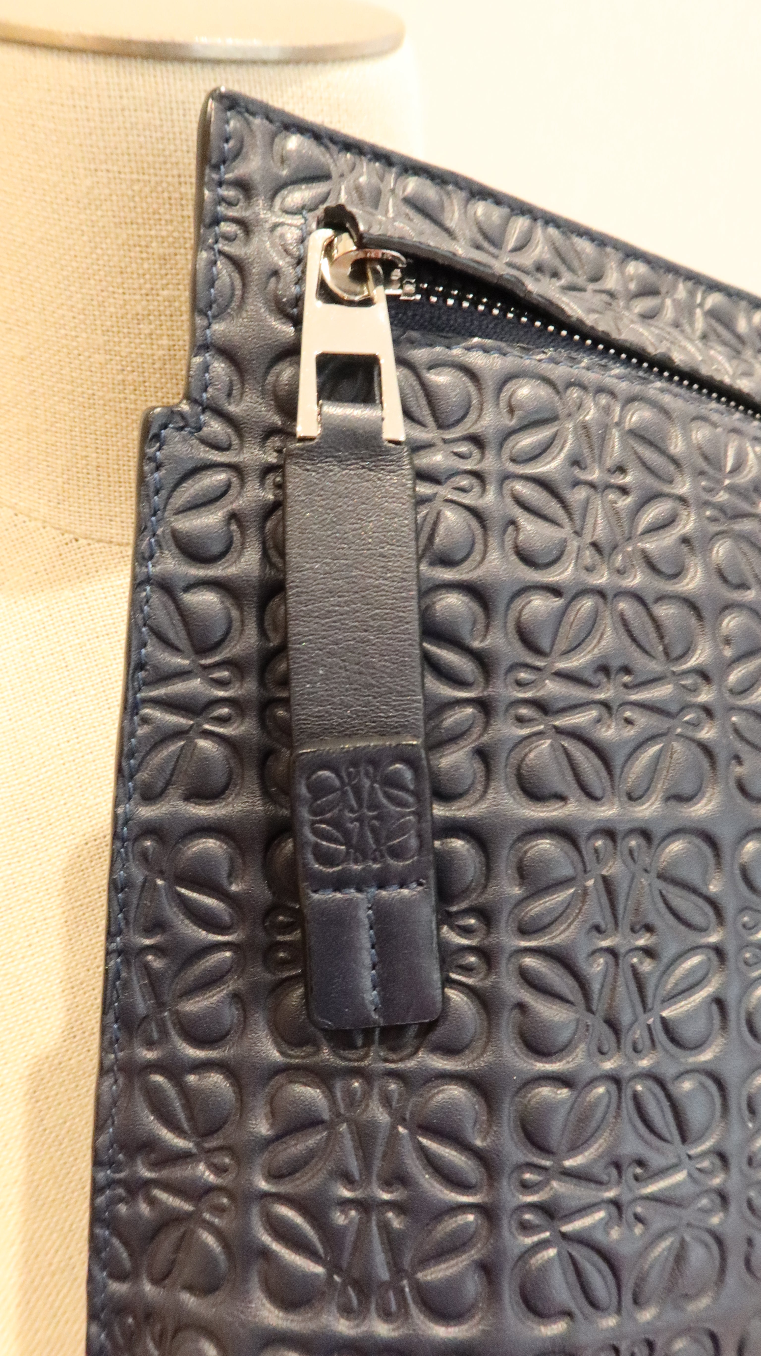 Loewe T Pouch