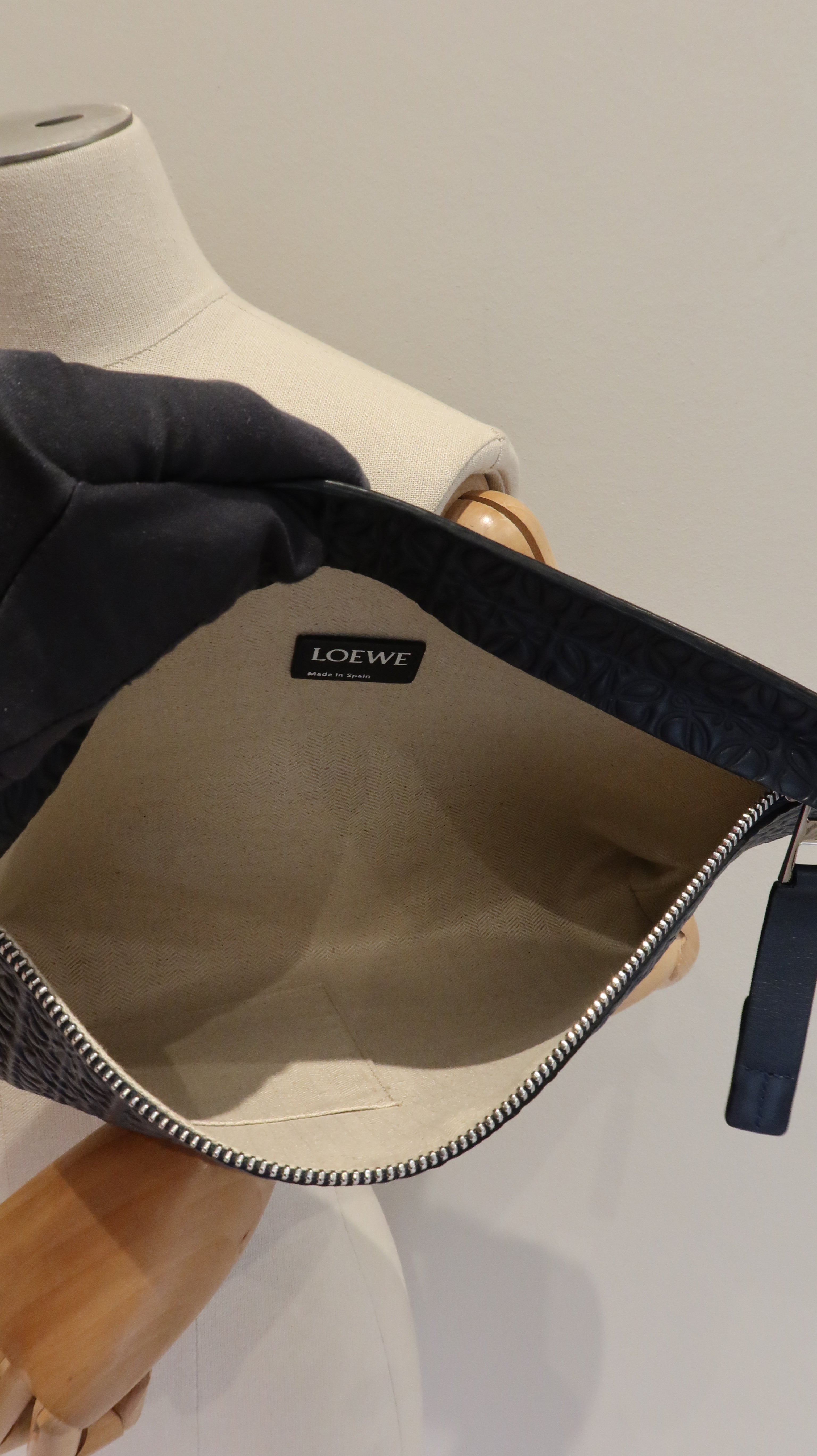 Loewe T Pouch