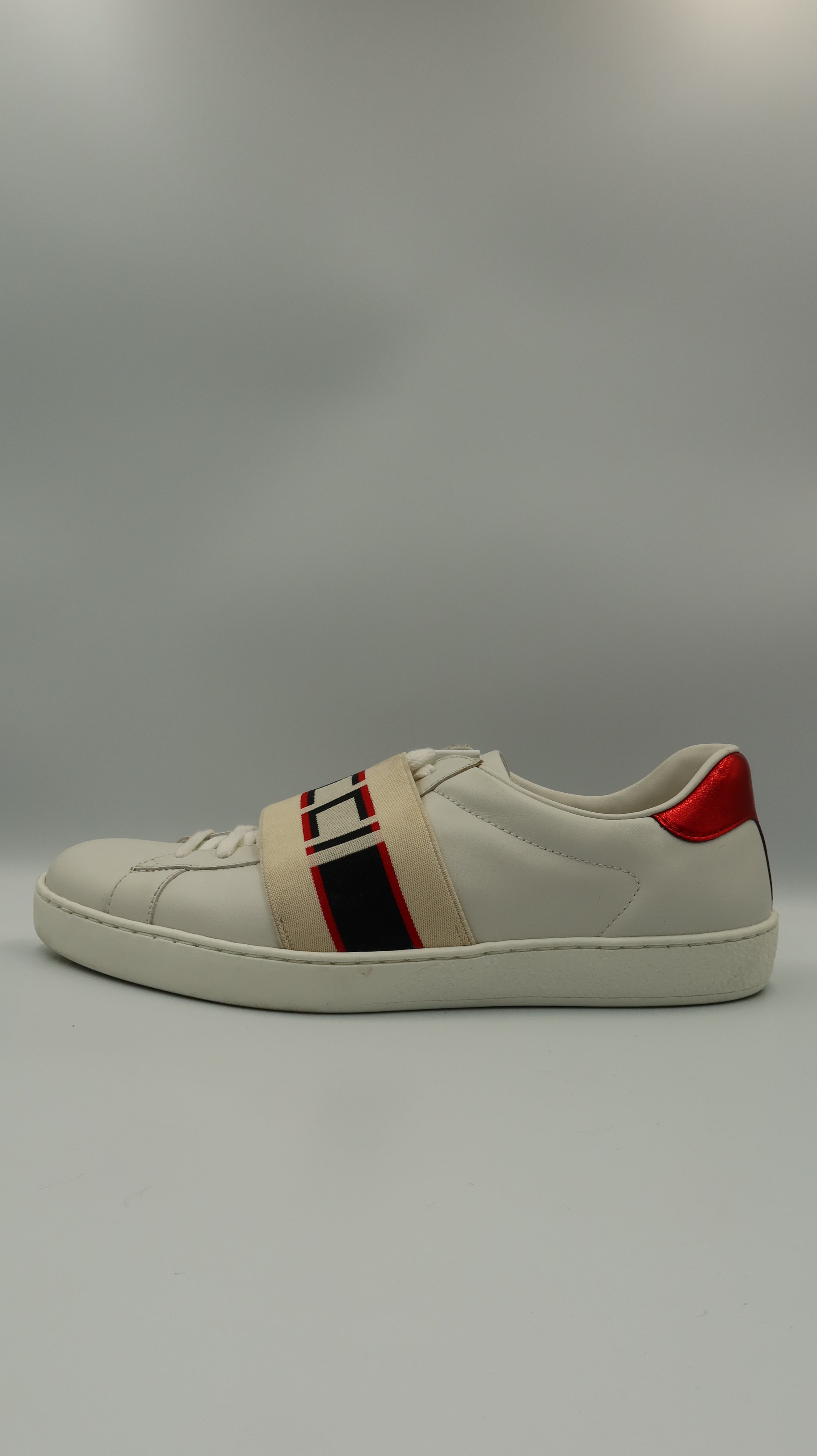 Gucci Sneakers (EU39.5)
