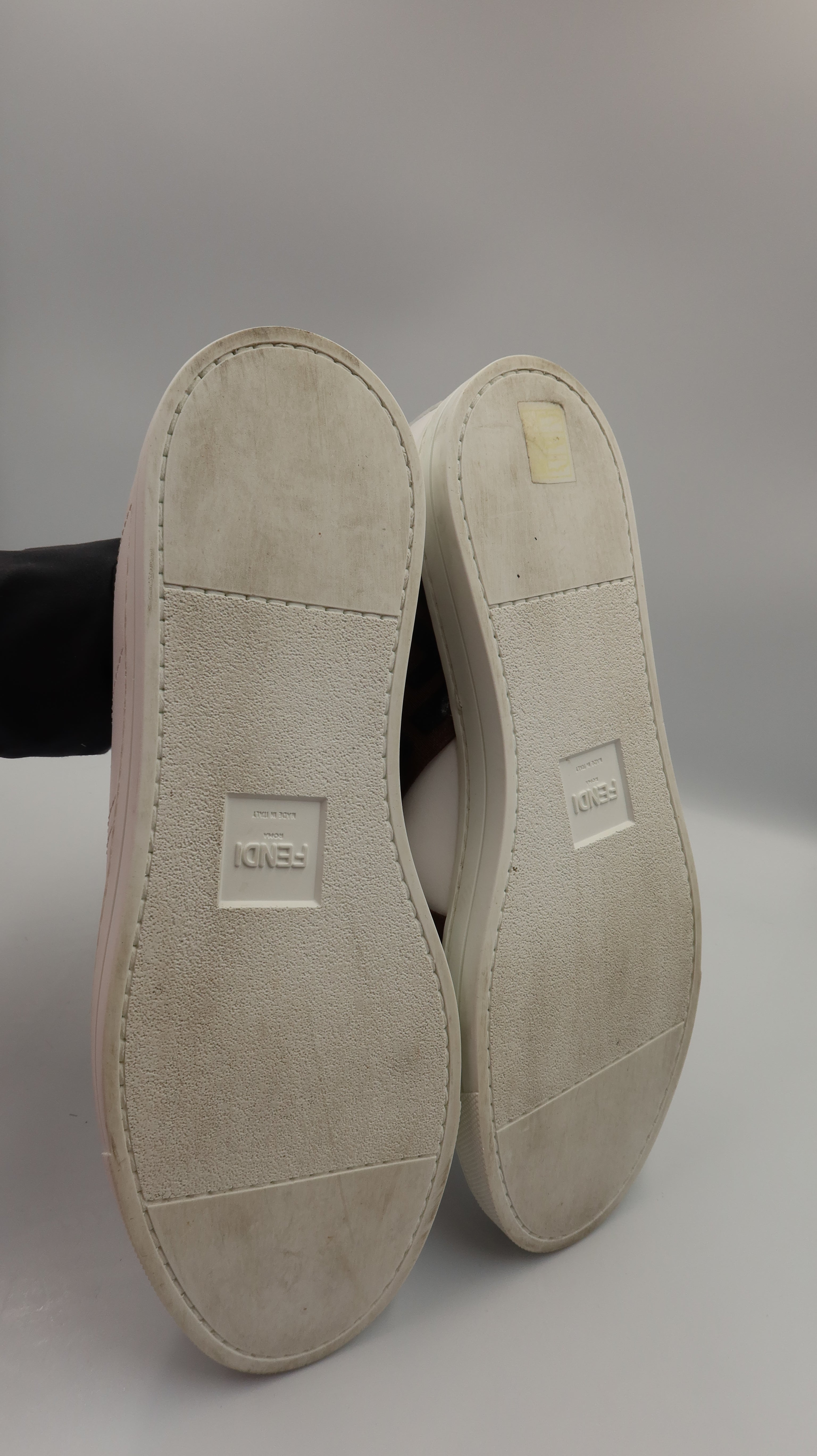 Fendi Sneakers (Mens UK6)