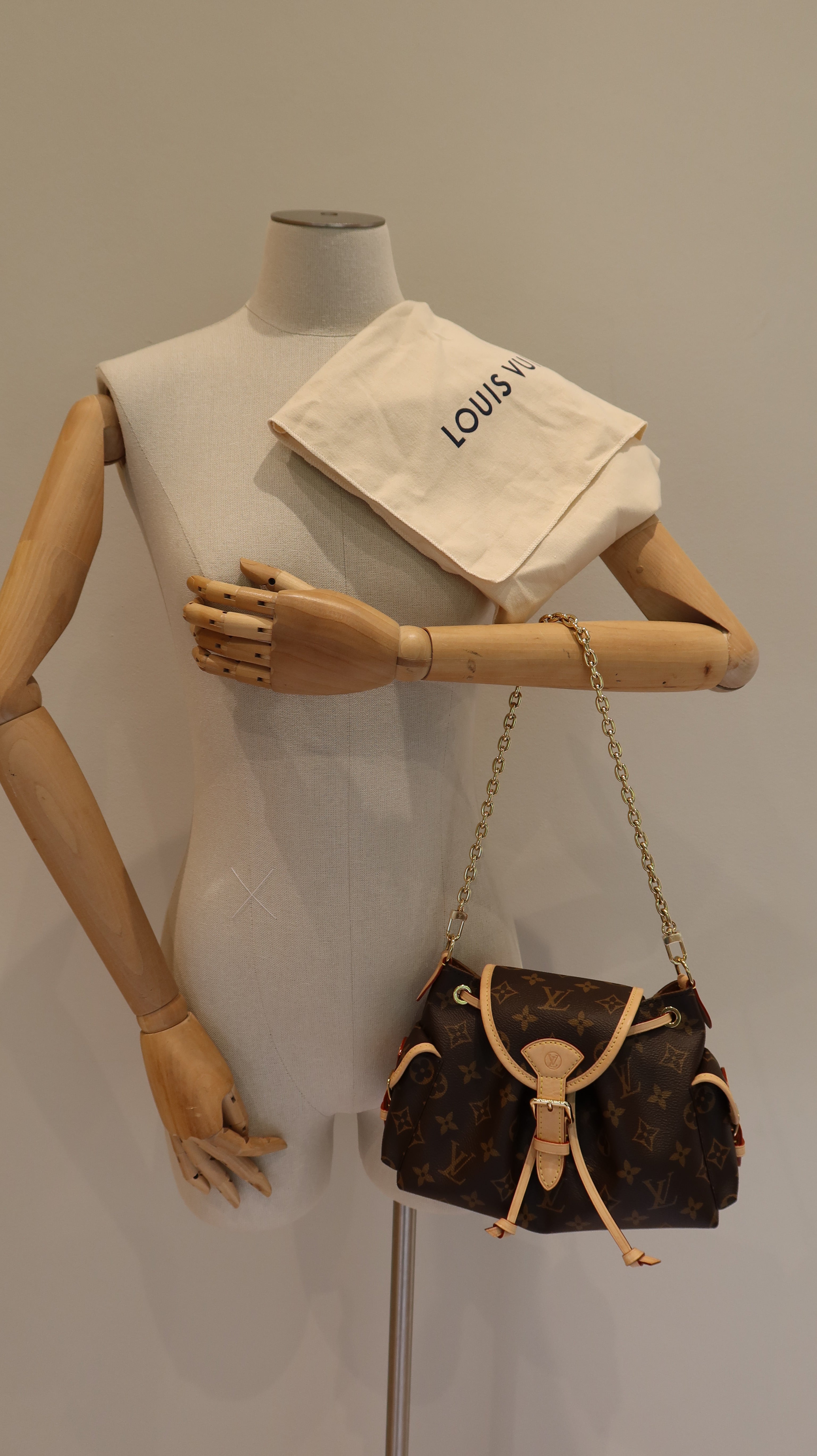 Louis Vuitton Odysée MM Bag