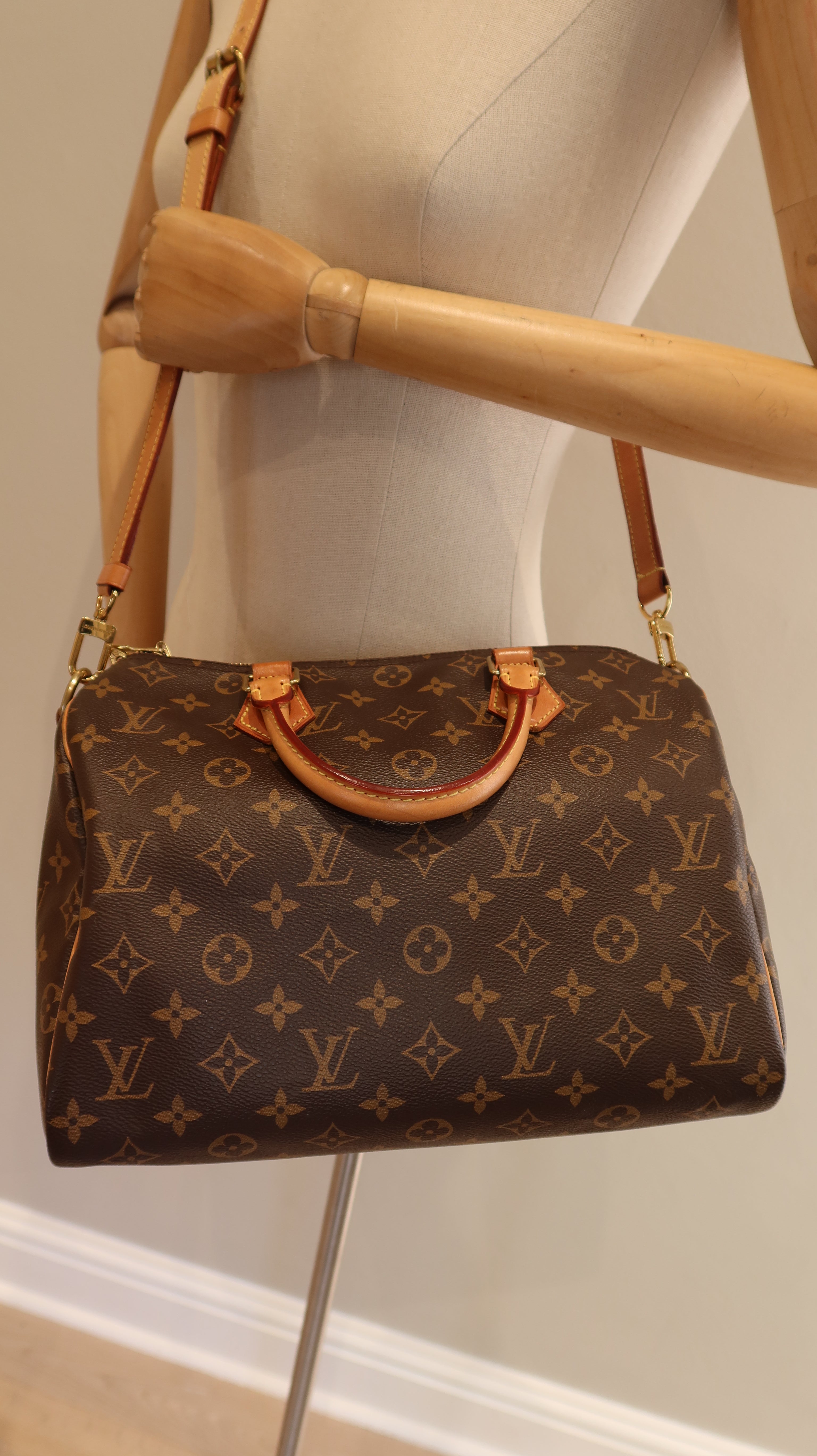 Louis Vuitton Speedy Bandouliere 30