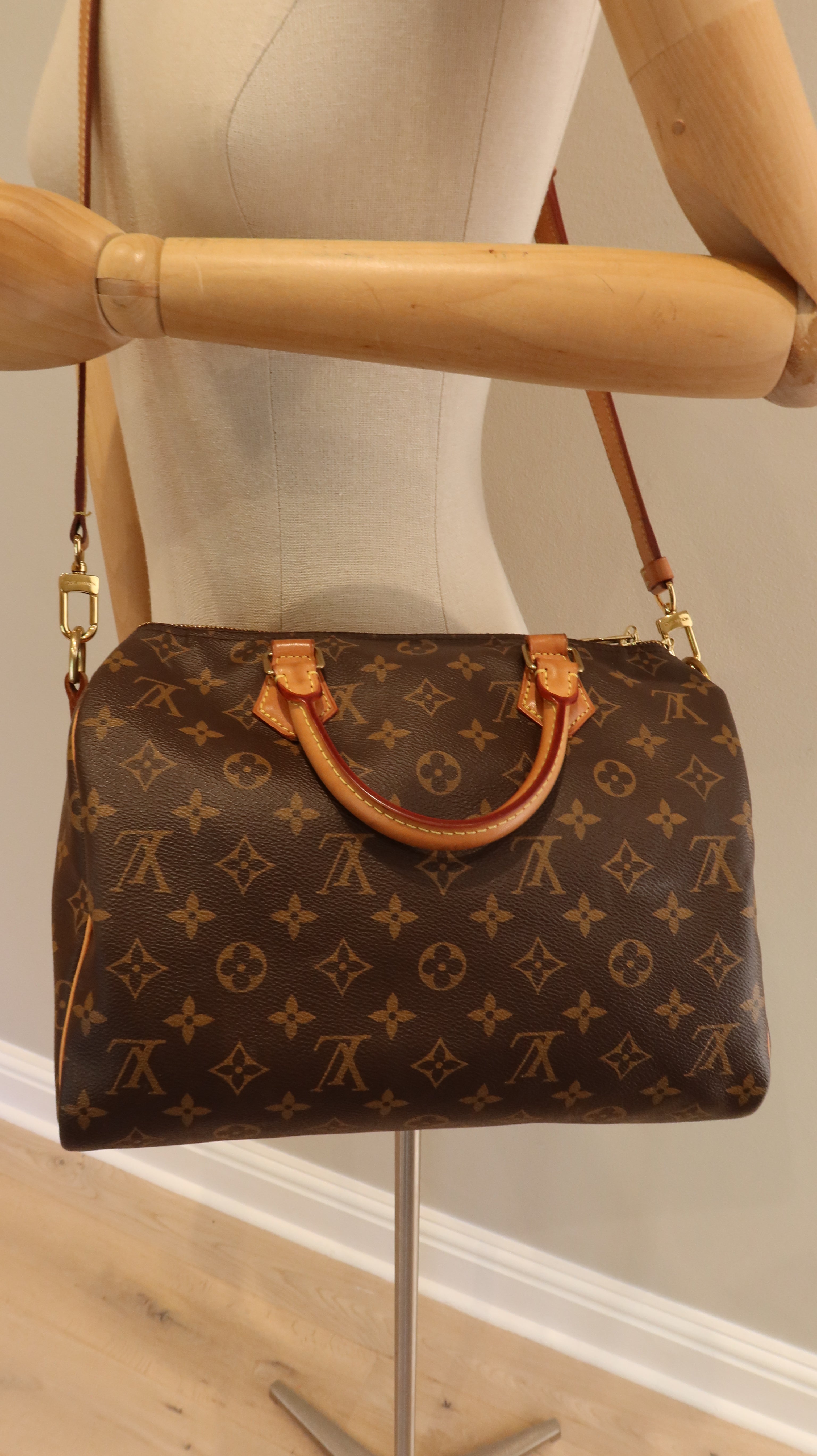 Louis Vuitton Speedy Bandouliere 30