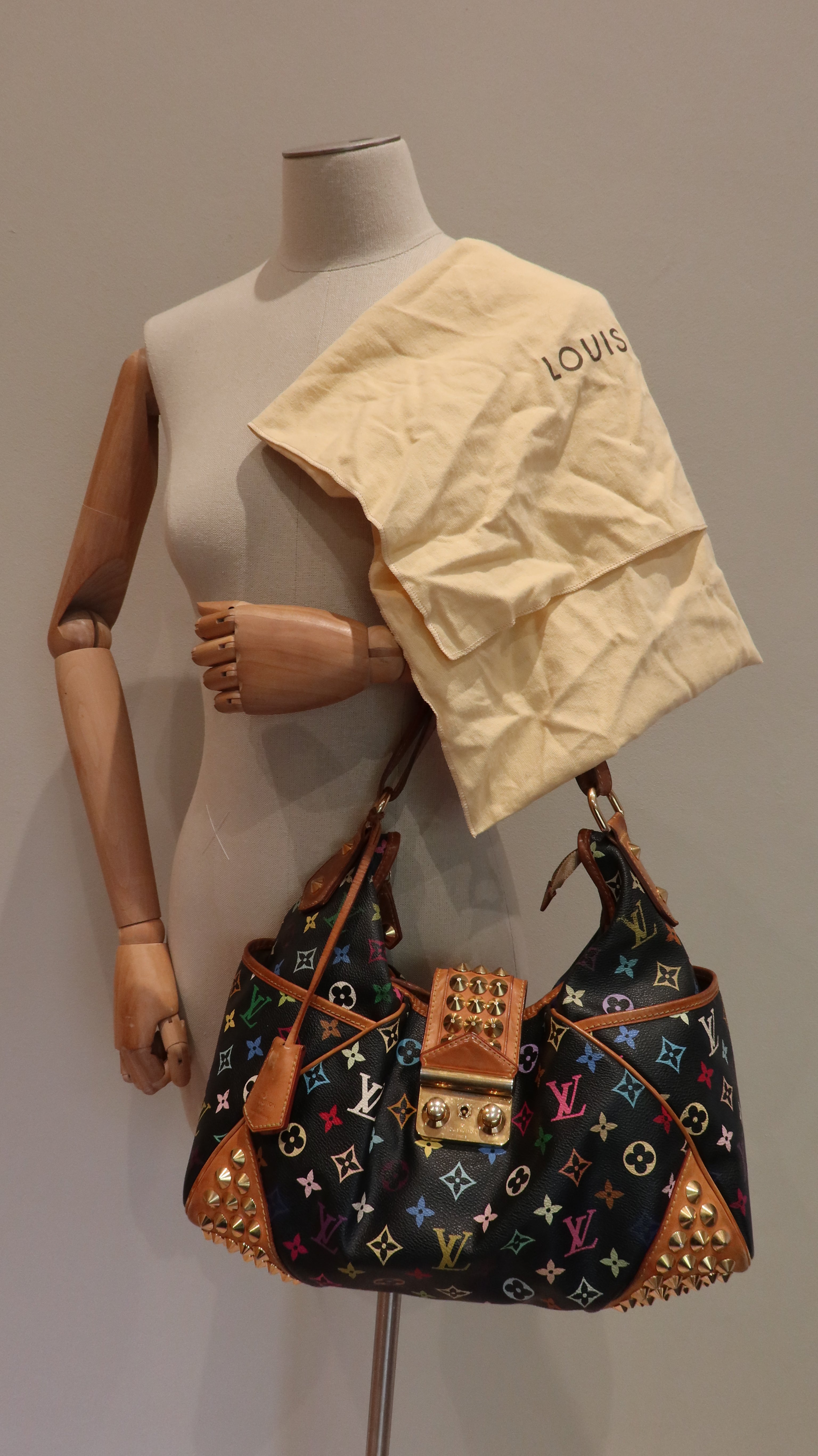 Louis Vuitton Chrissie MM