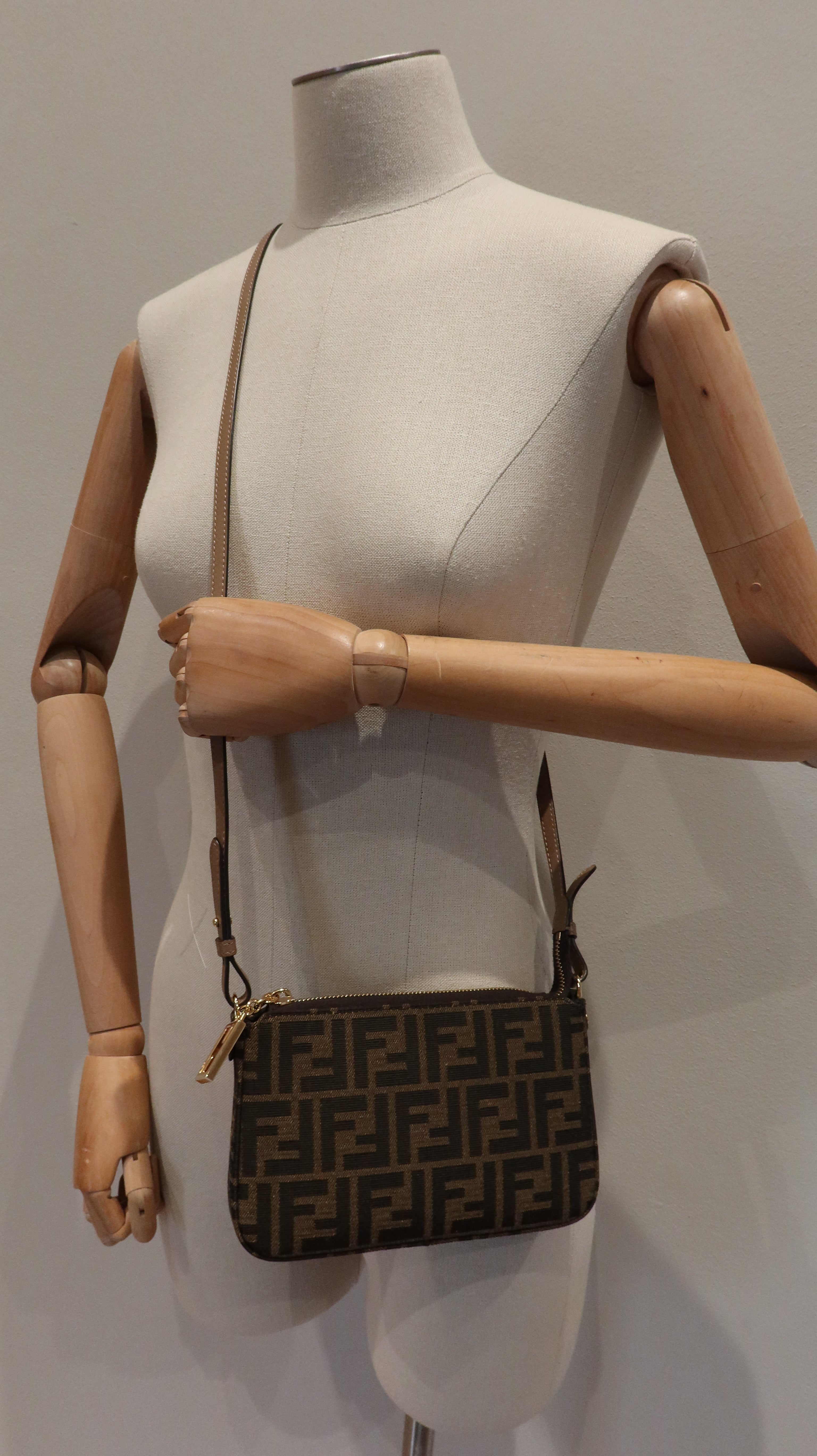 Fendi Baguette Pouch Clutch with Chain