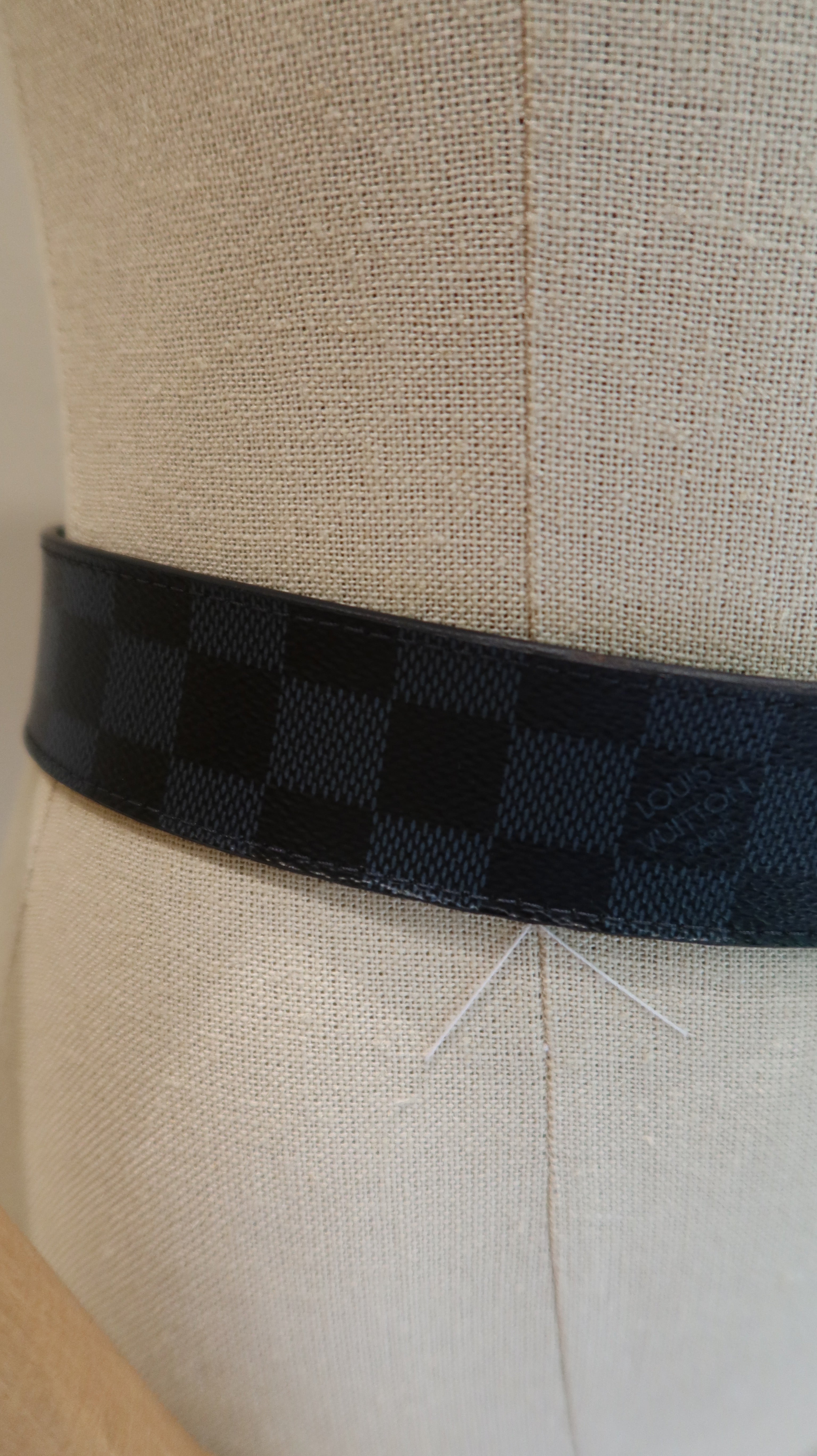 Louis Vuitton Reversible Belt (110cm)