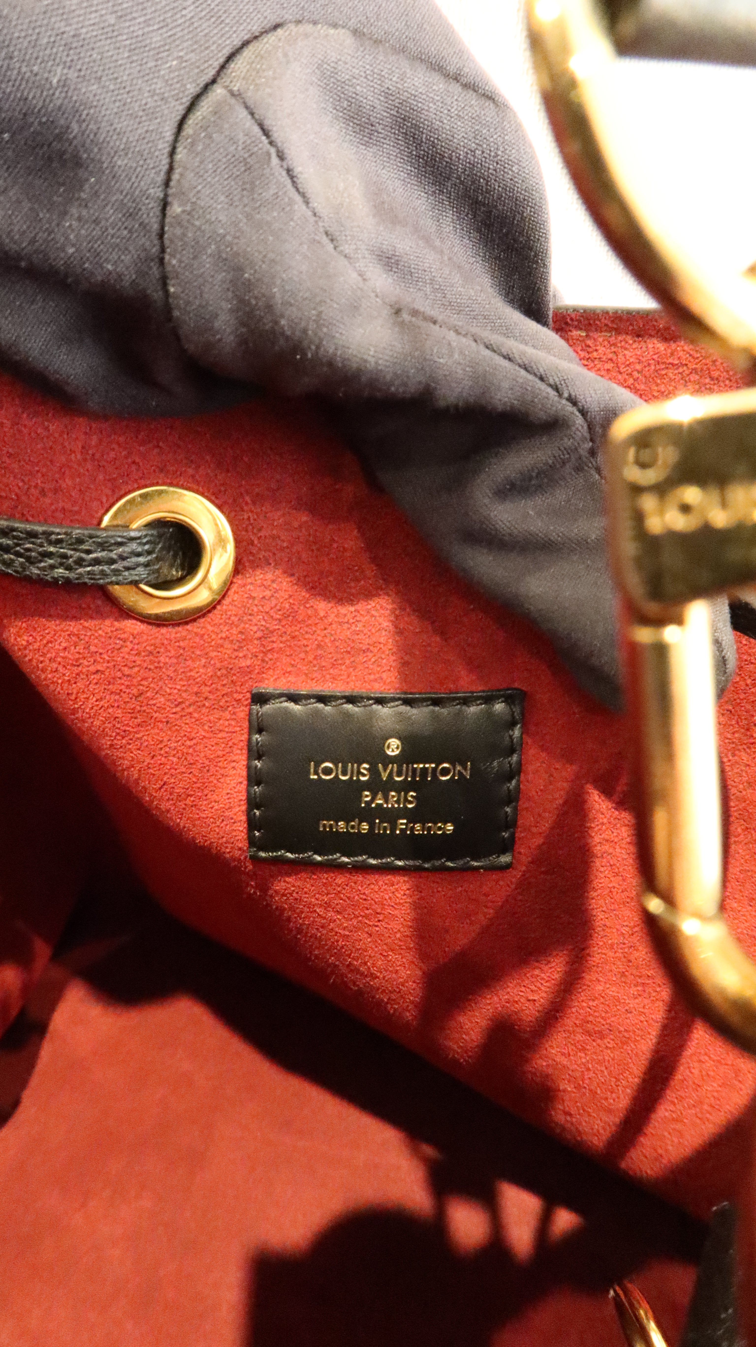 Louis Vuitton NéoNoé MM Bucket Bag