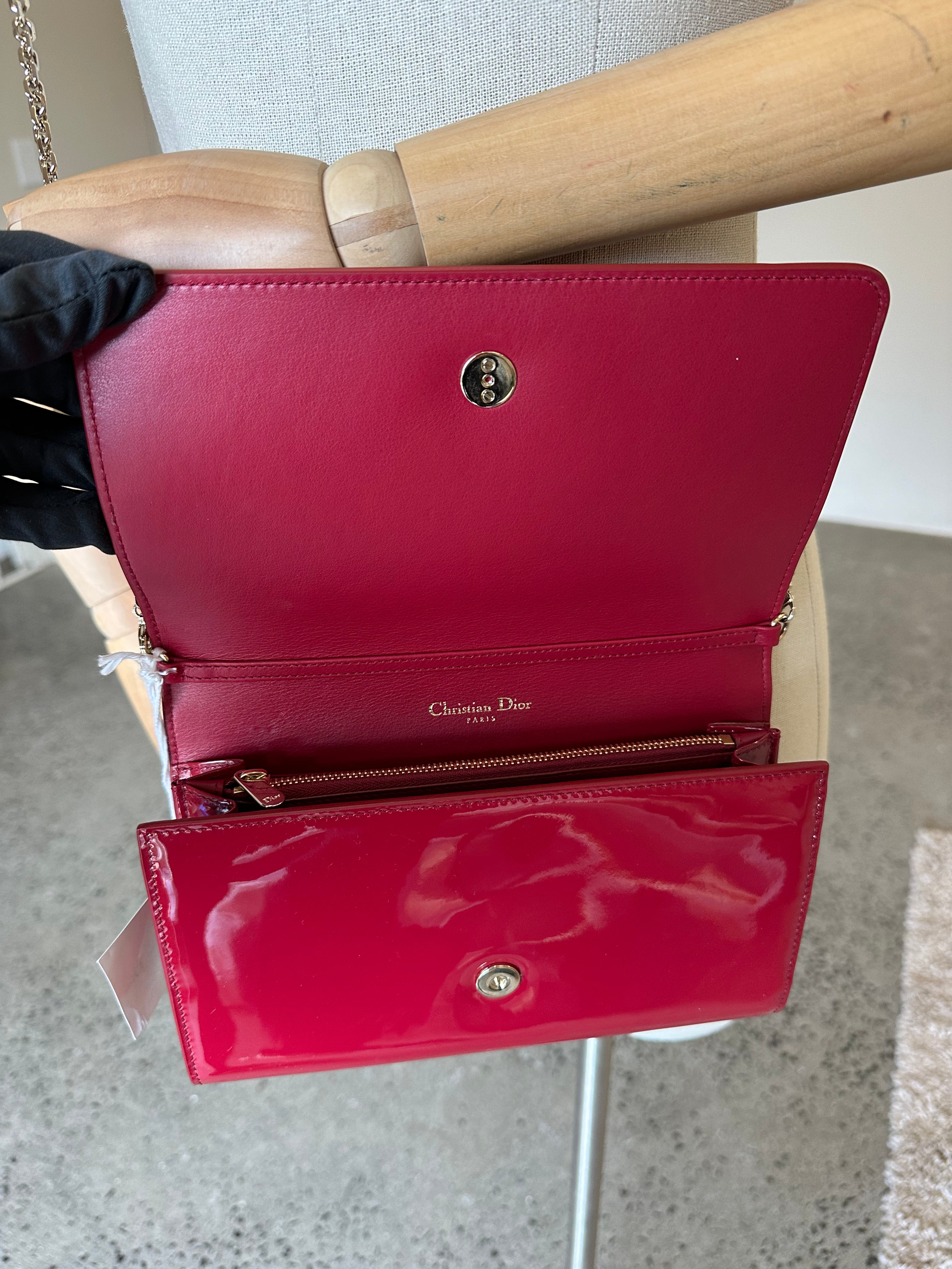 Christian Dior 30 Montaigne Crossbody
