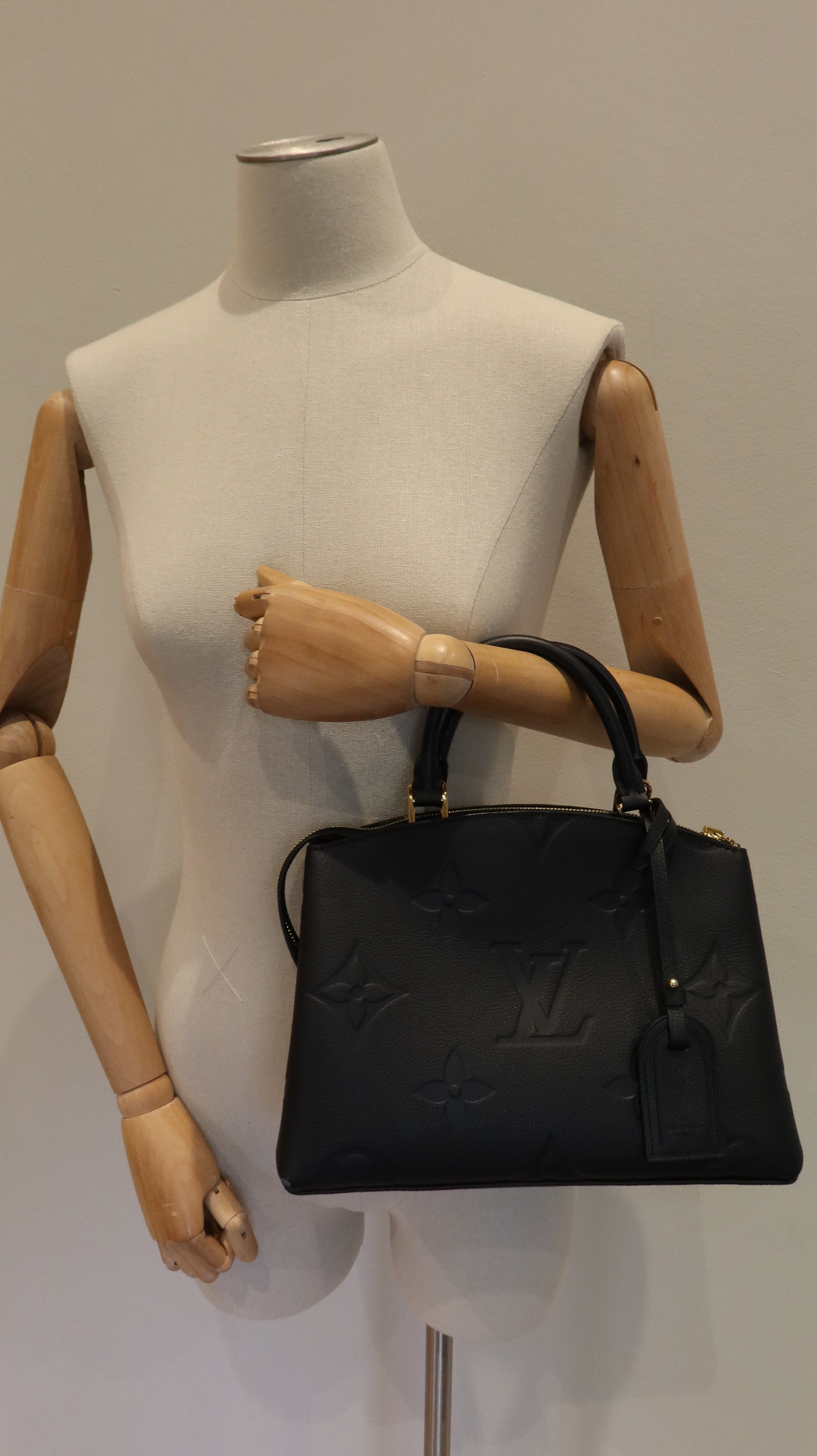 Louis Vuitton Petit Palais Bag
