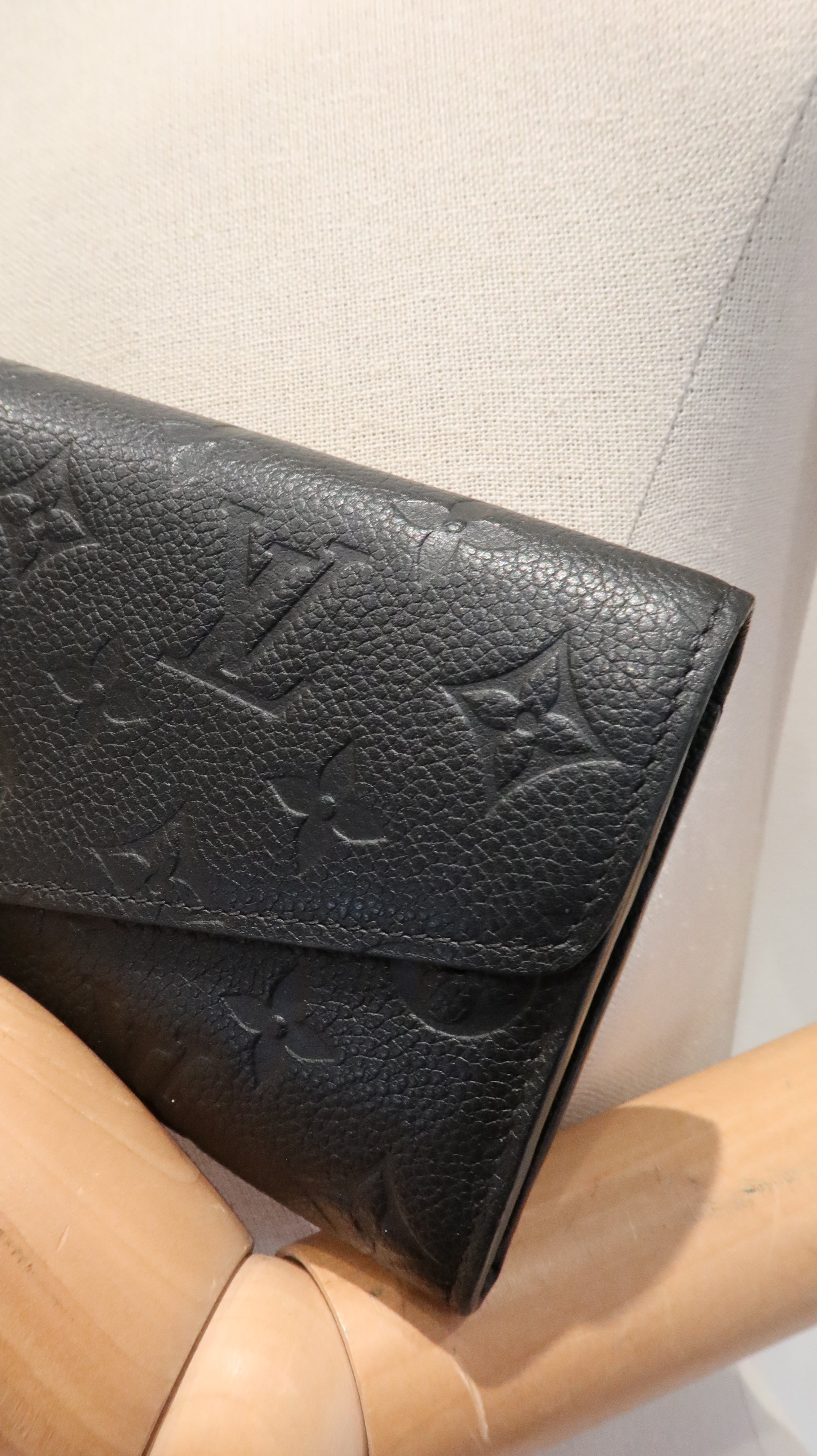 Louis Vuitton Sarah Wallet