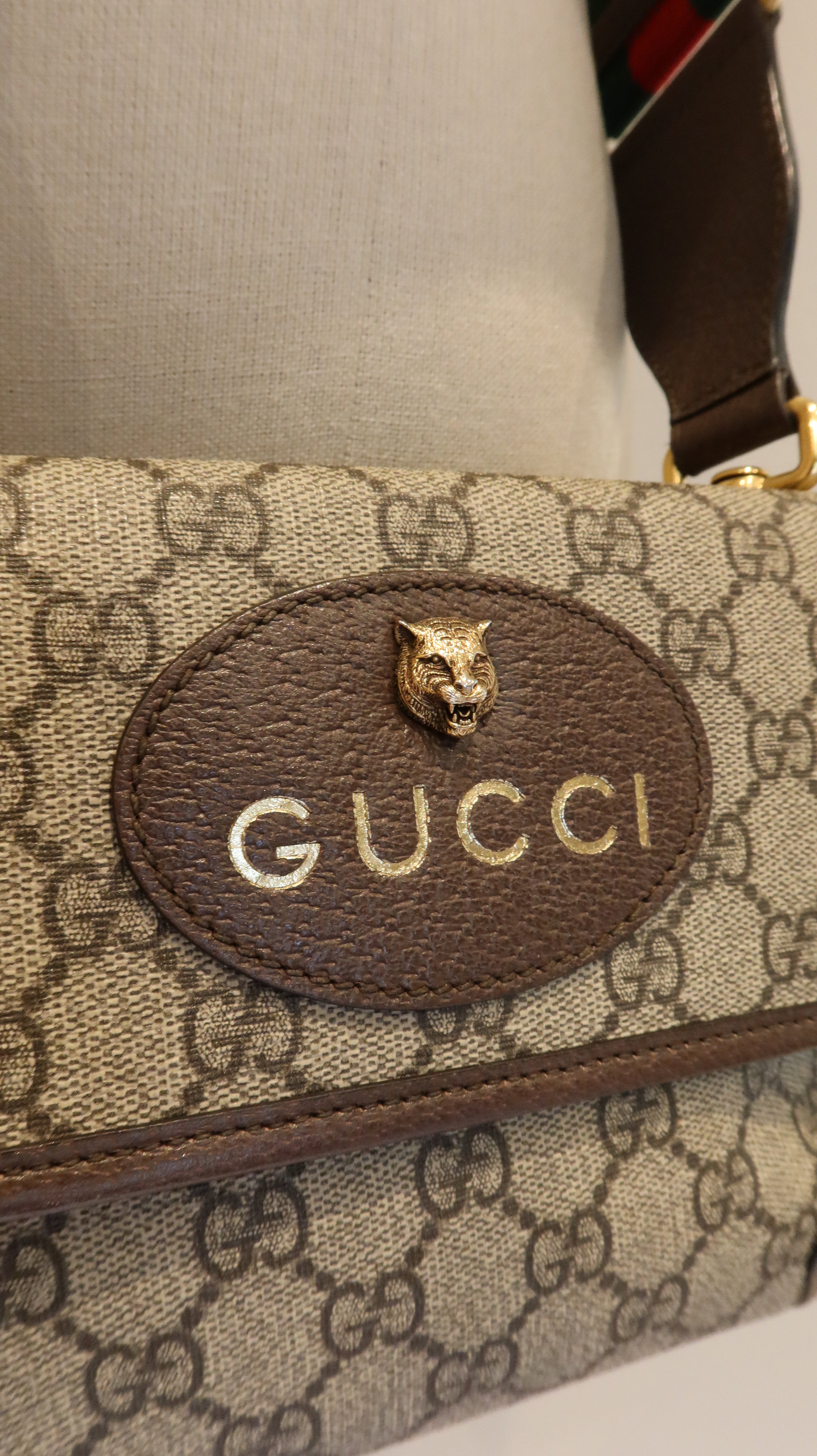 Gucci Supreme Neo Vintage Messenger Bag
