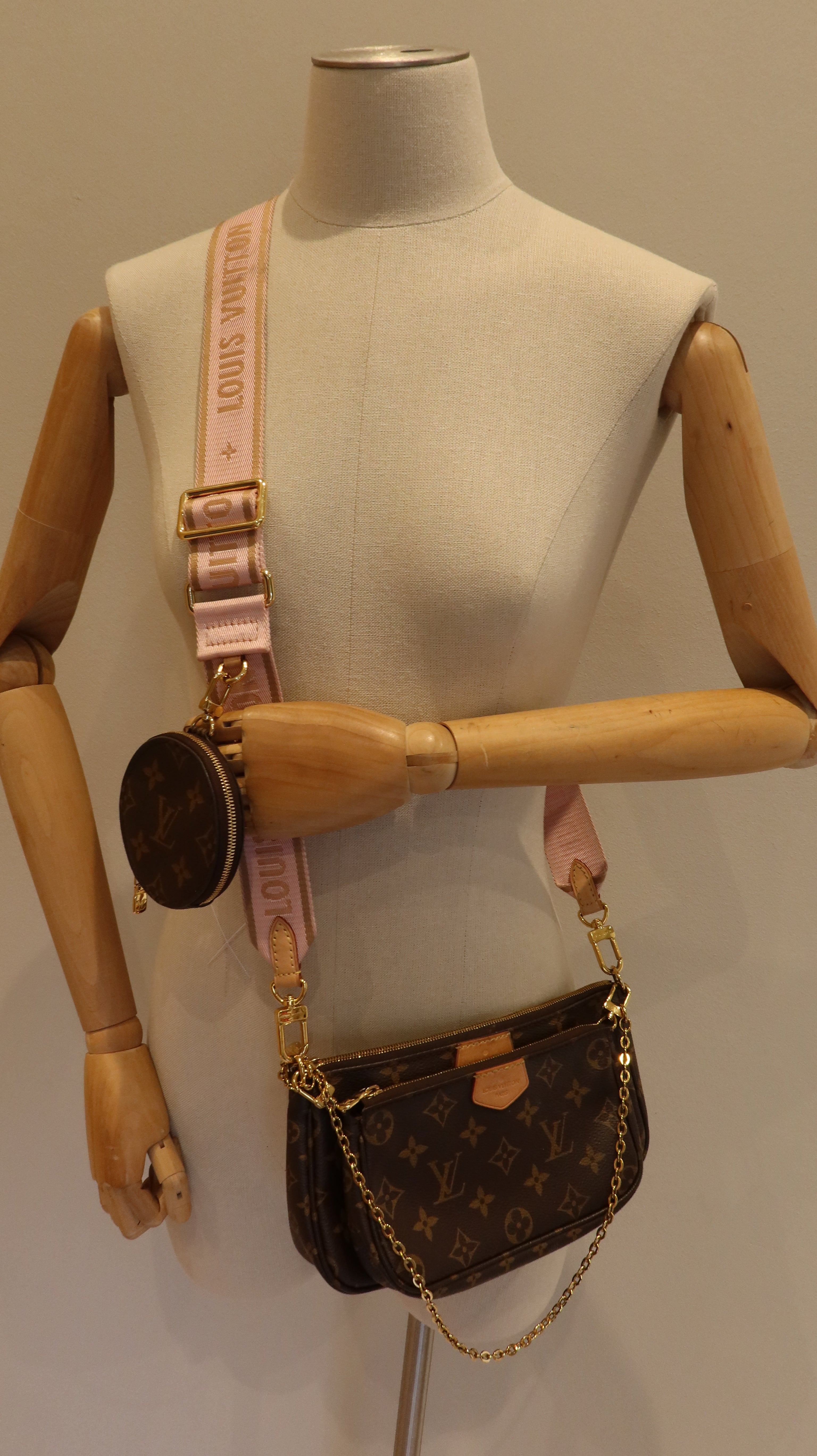 Louis Vuitton Multi Pochette Accessoires