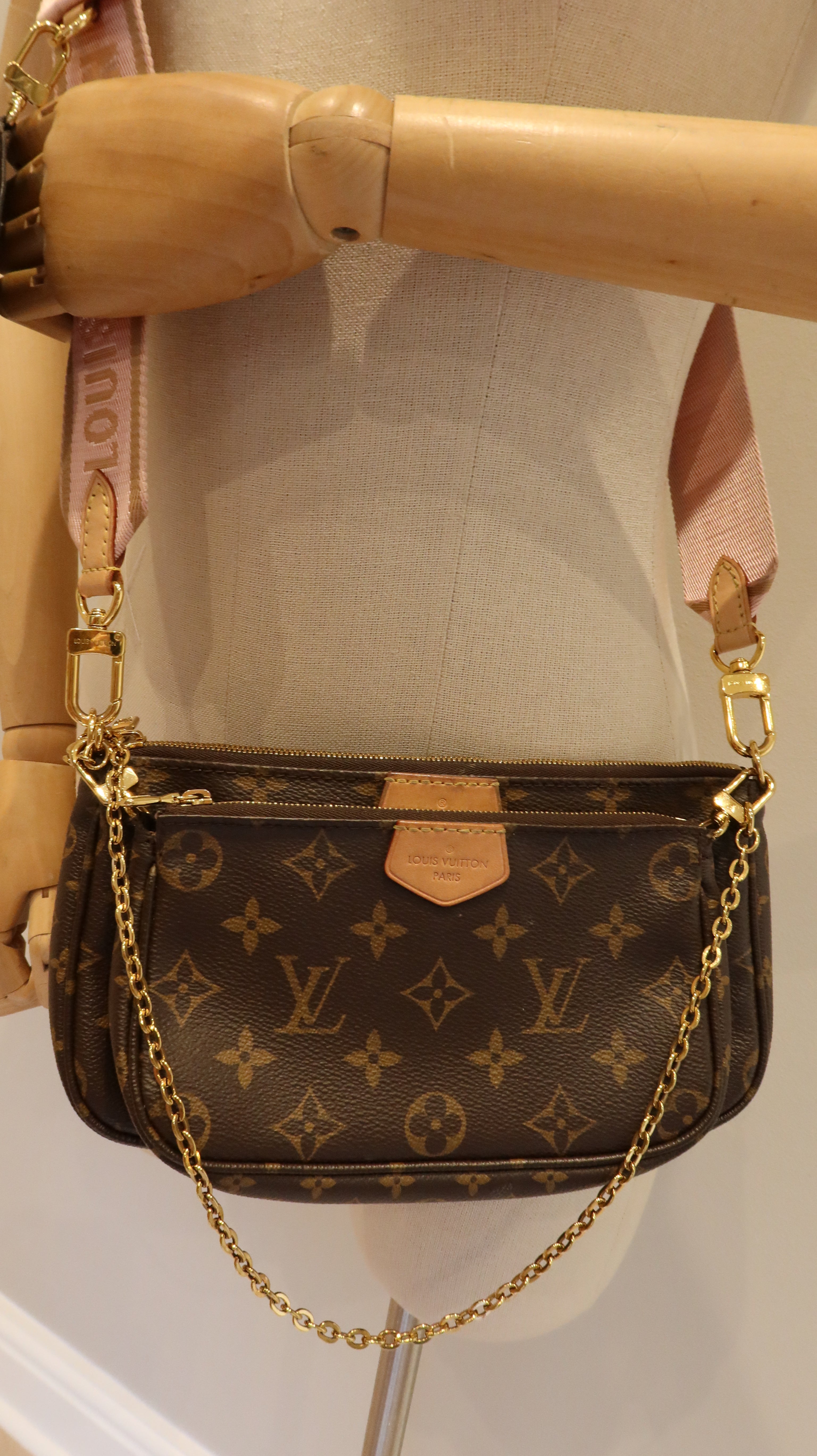 Louis Vuitton Multi Pochette Accessoires