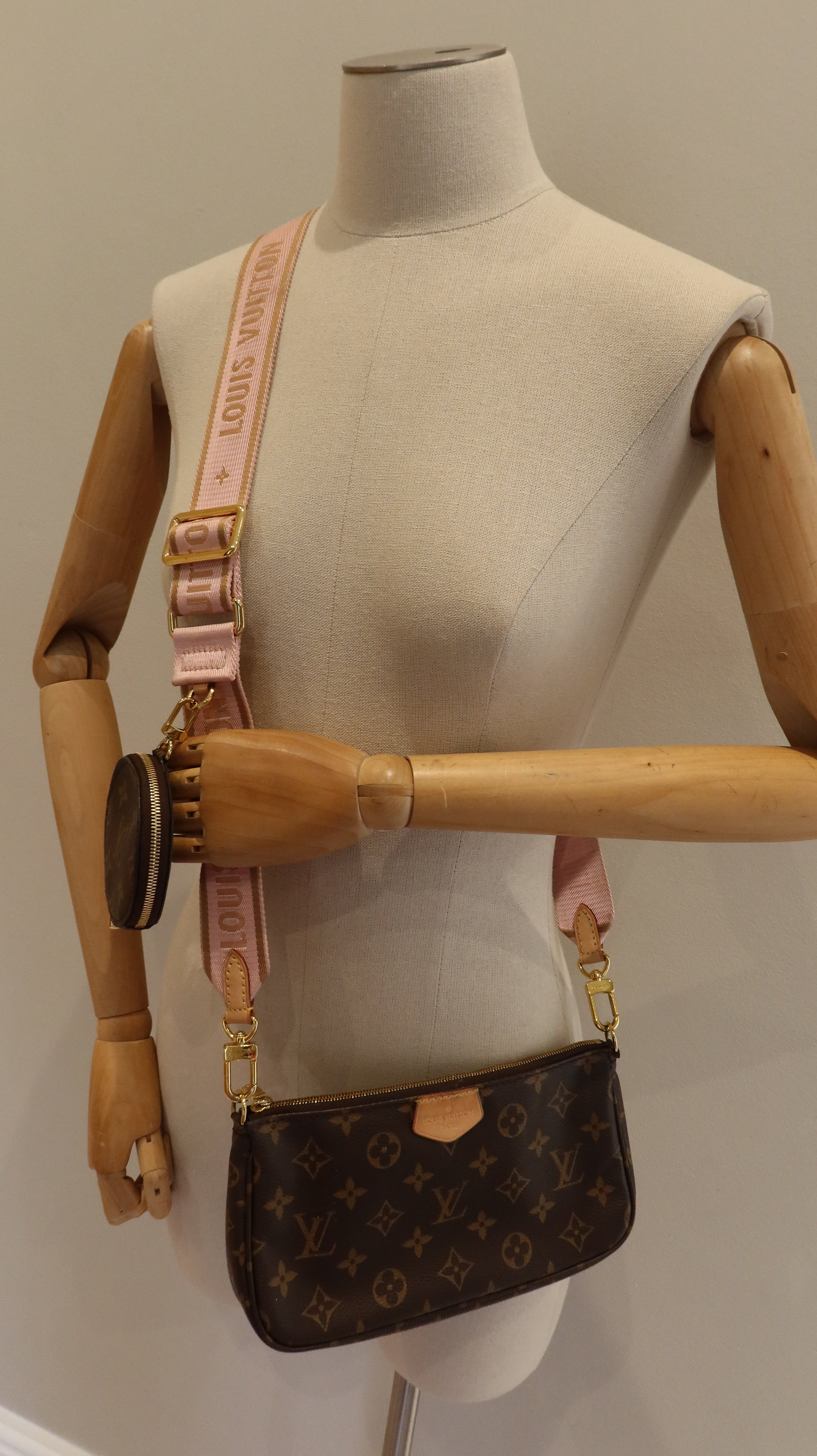 Louis Vuitton Multi Pochette Accessoires